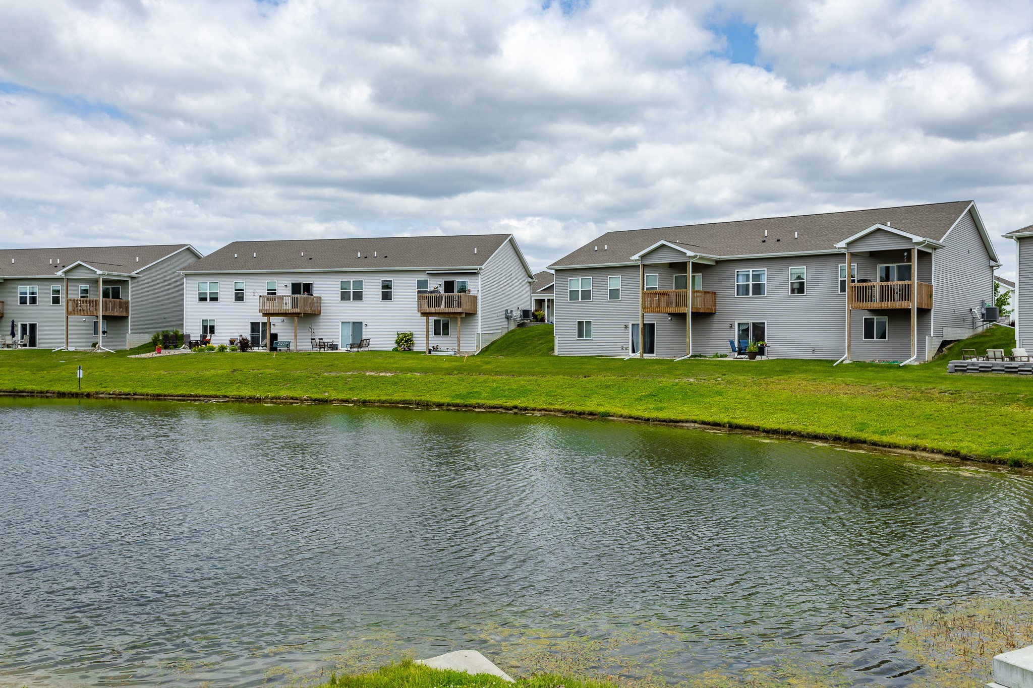 323 SE Willow Run Lane