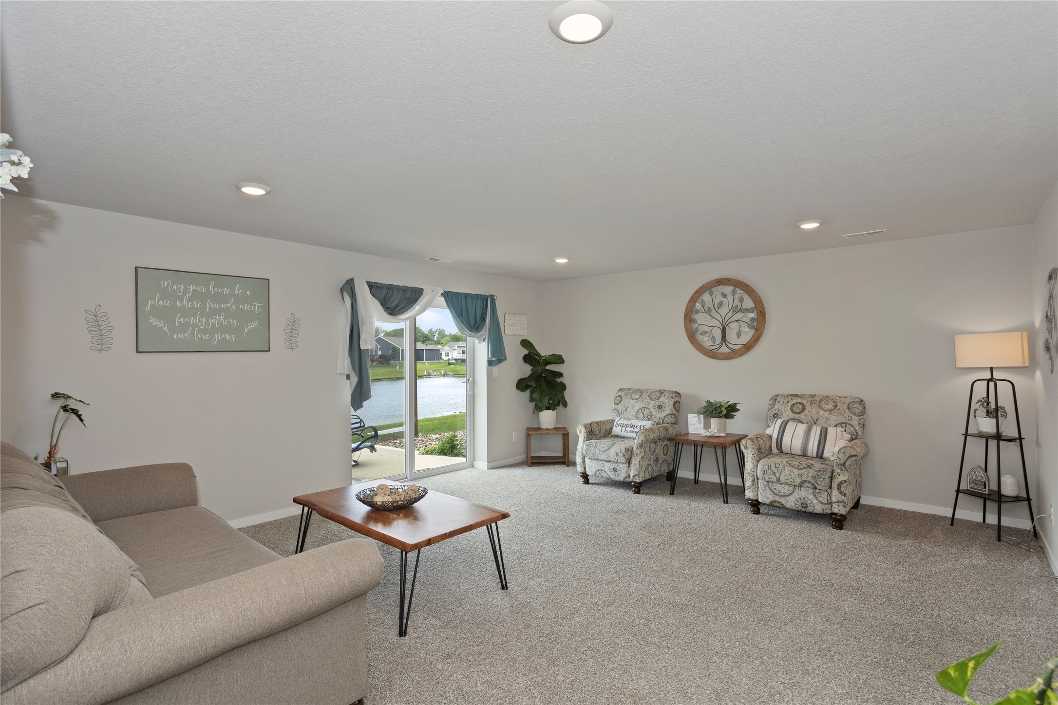 323 SE Willow Run Lane