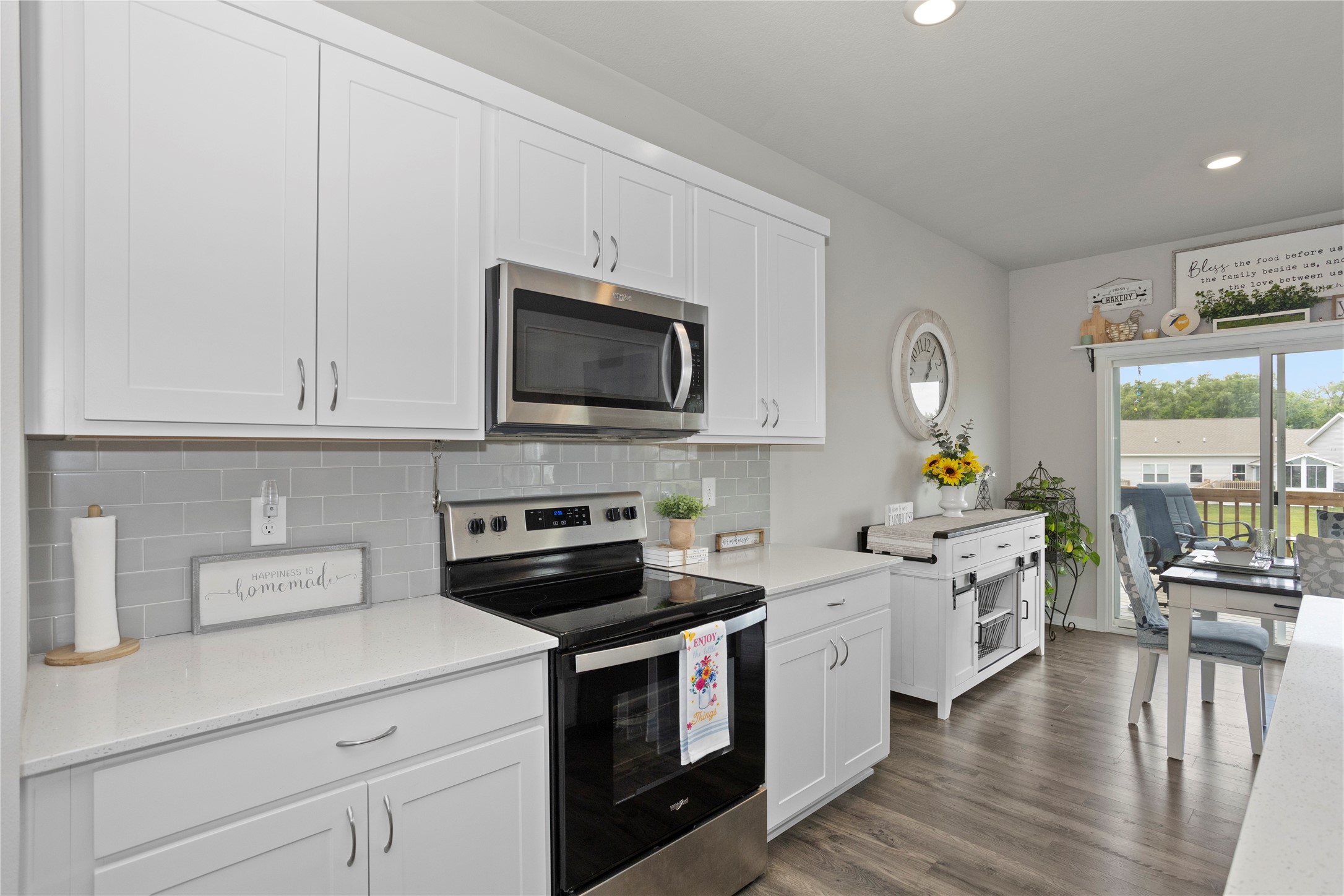 323 SE Willow Run Lane