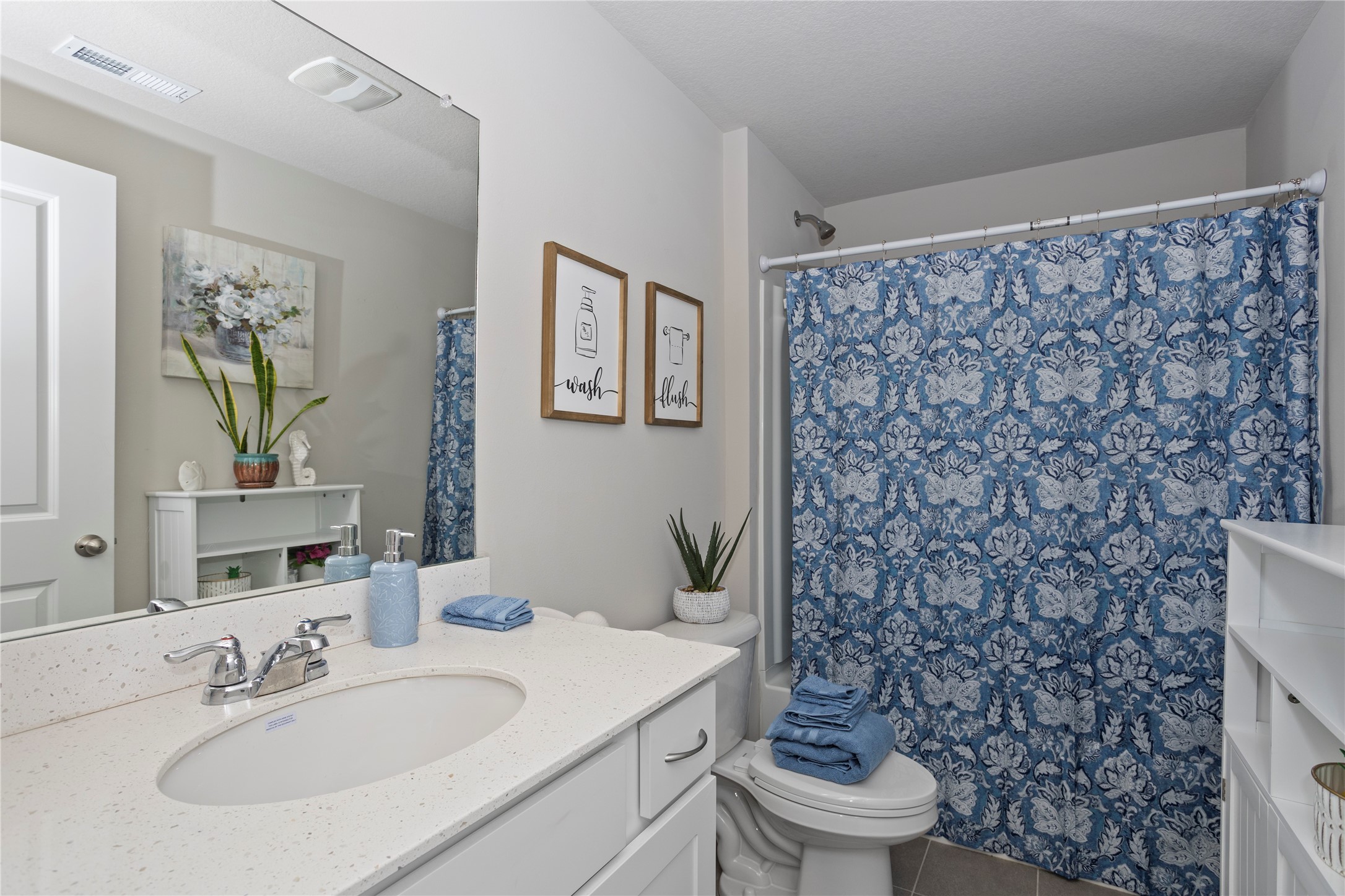 323 SE Willow Run Lane