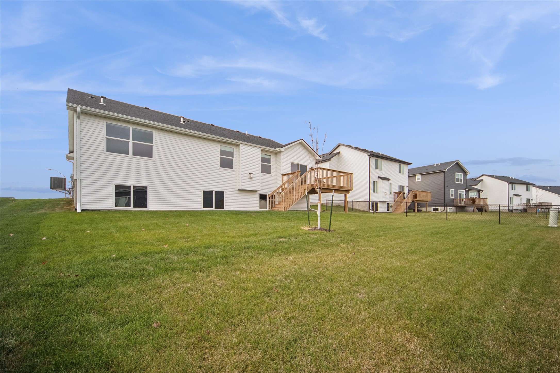645 NW Prairie Rose Lane