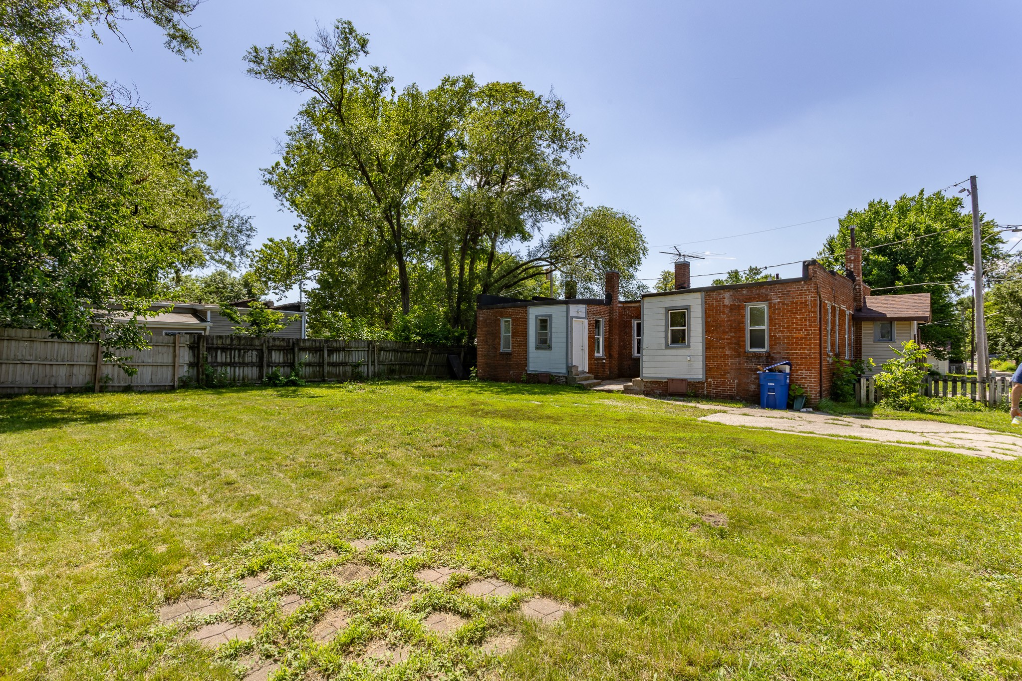 241-243 E 24th Street