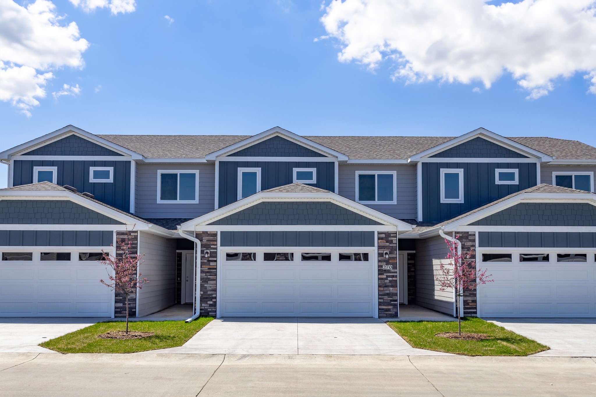 712 Campusside Place