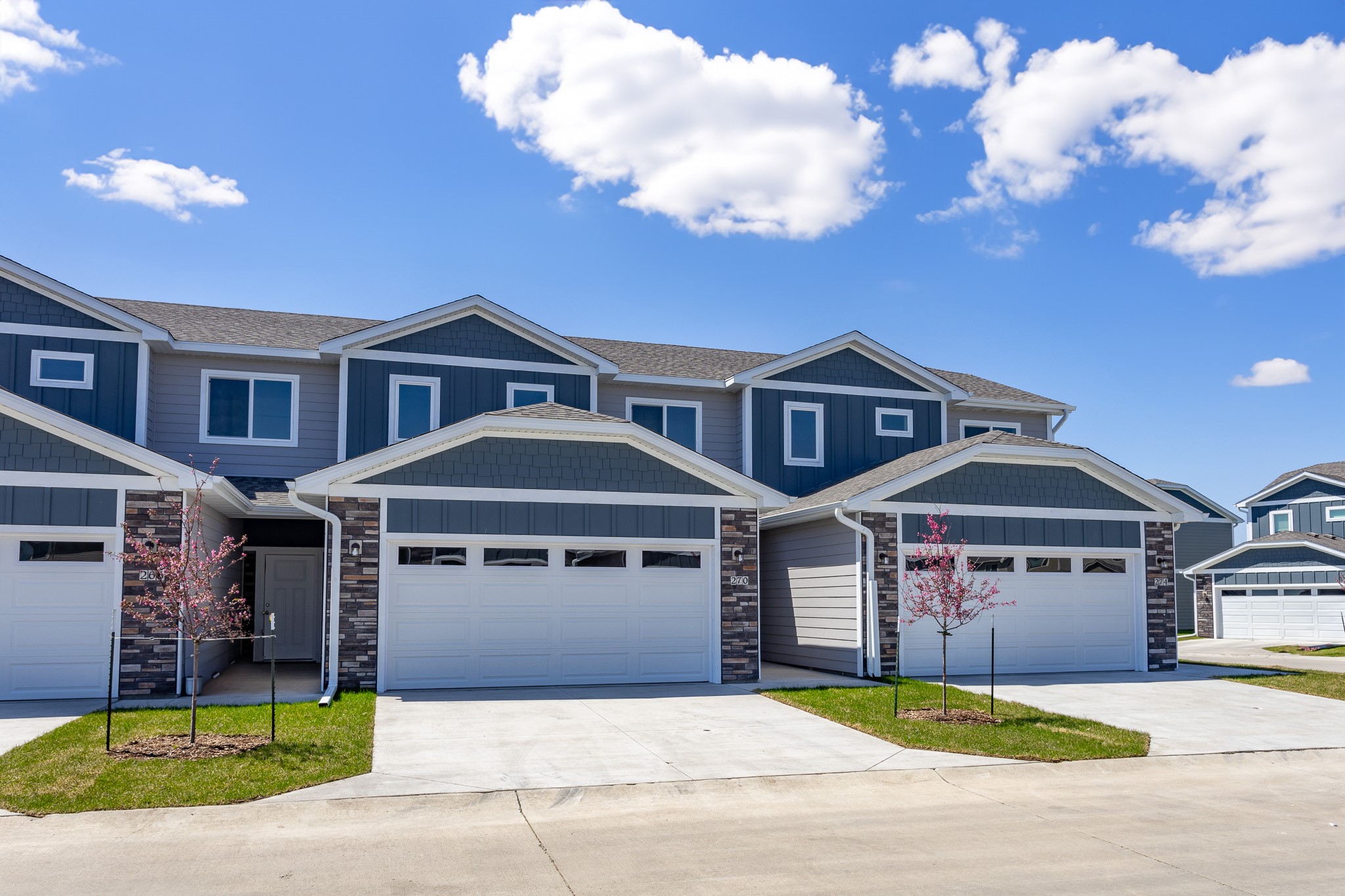 712 Campusside Place