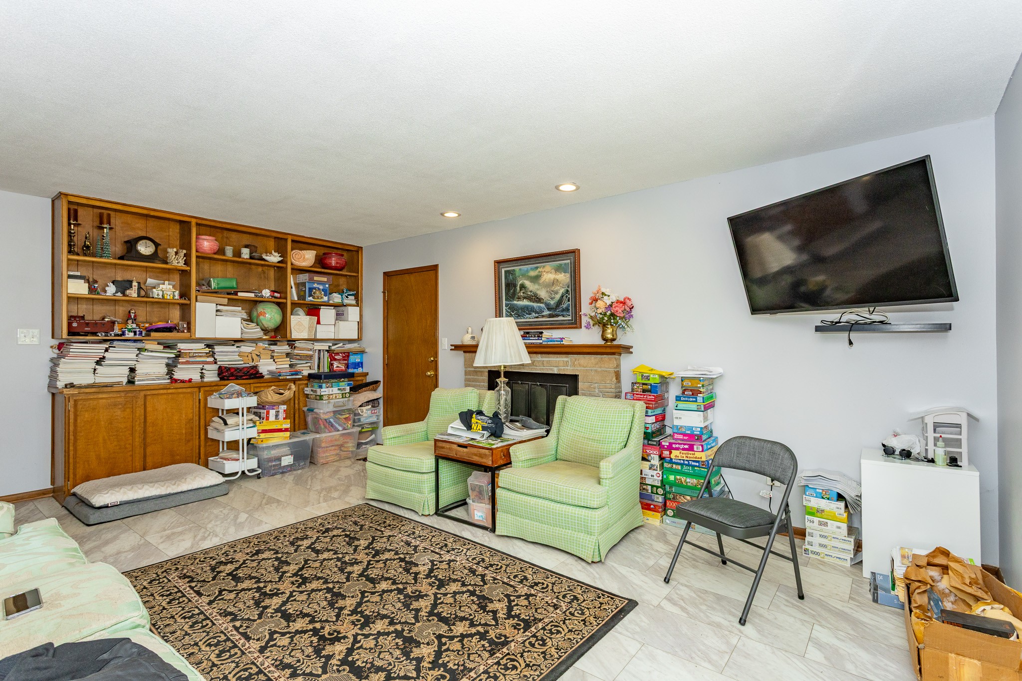 2908 Woodland Avenue