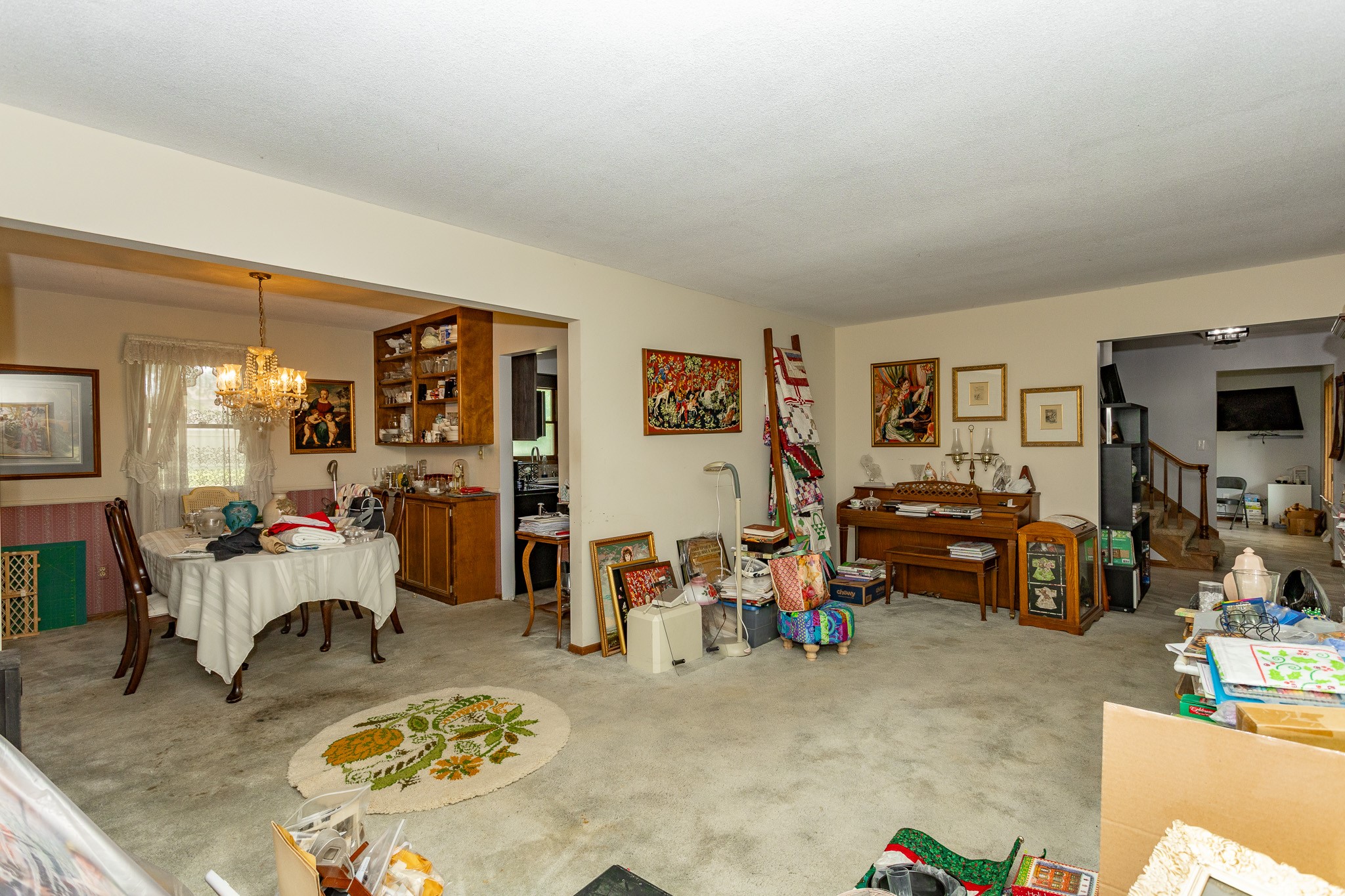 2908 Woodland Avenue