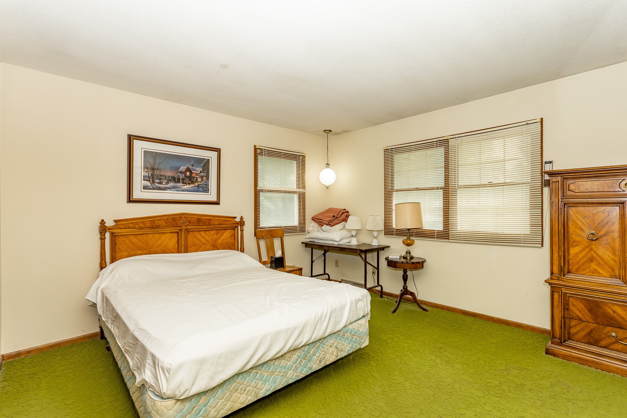 2908 Woodland Avenue