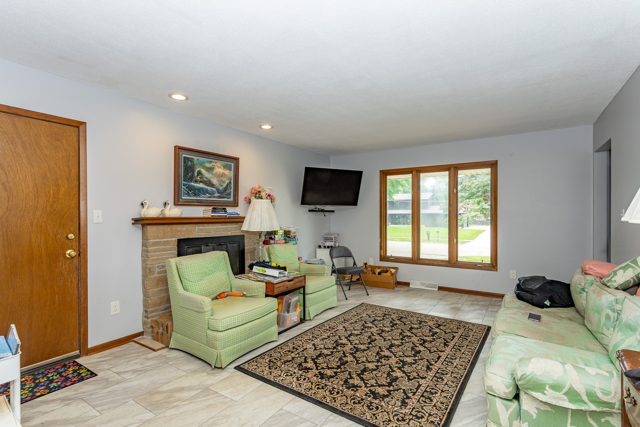 2908 Woodland Avenue