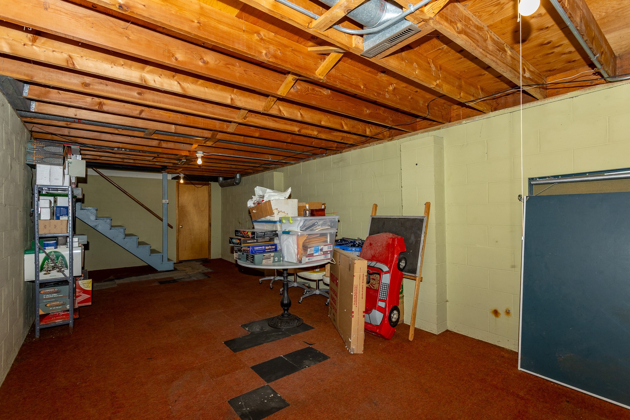 2908 Woodland Avenue