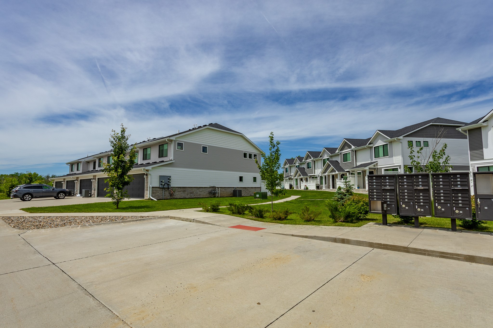 2757 SE Osier Avenue