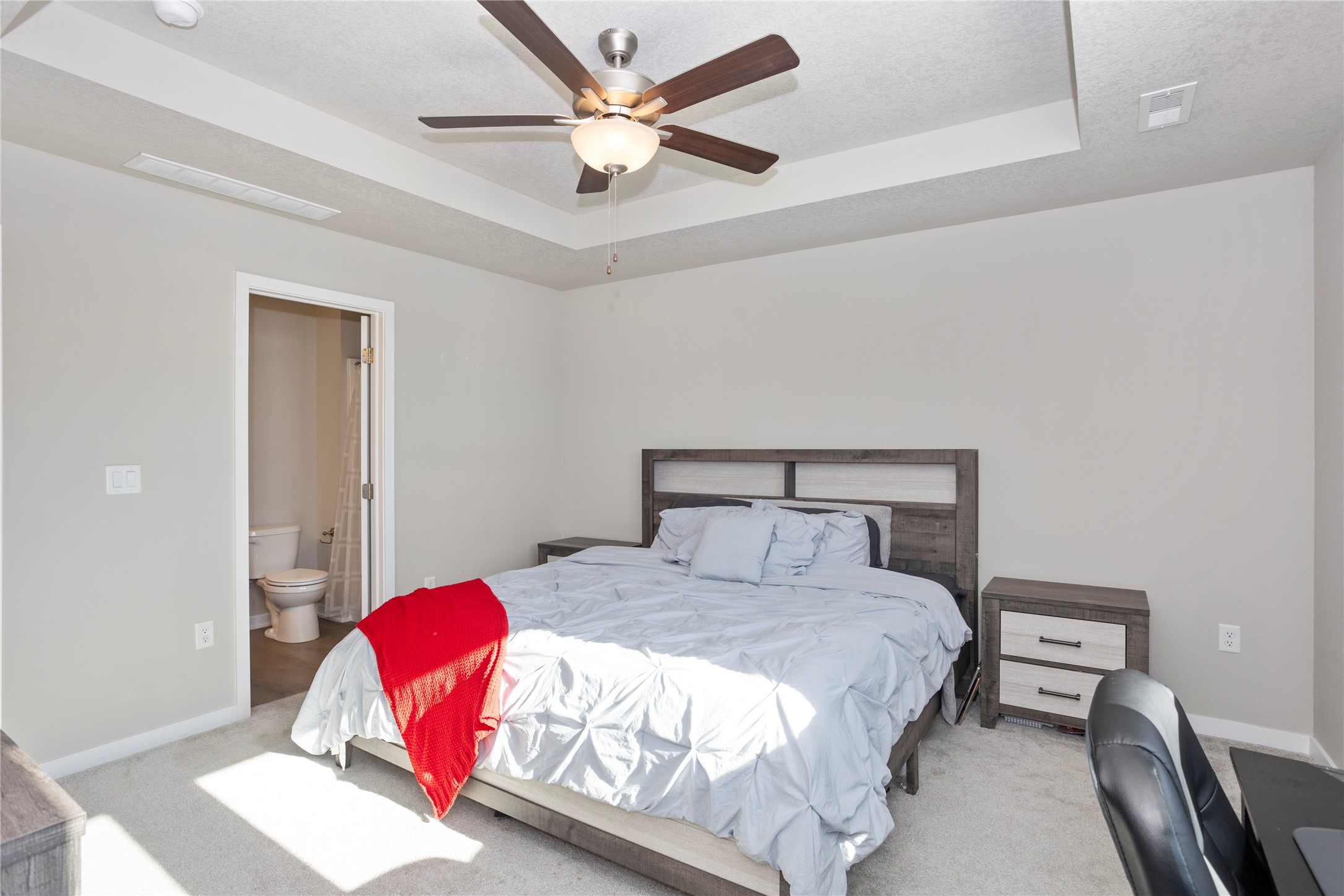 2757 SE Osier Avenue