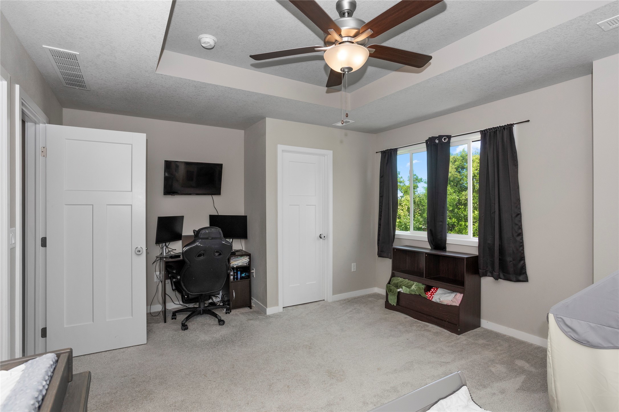 2757 SE Osier Avenue