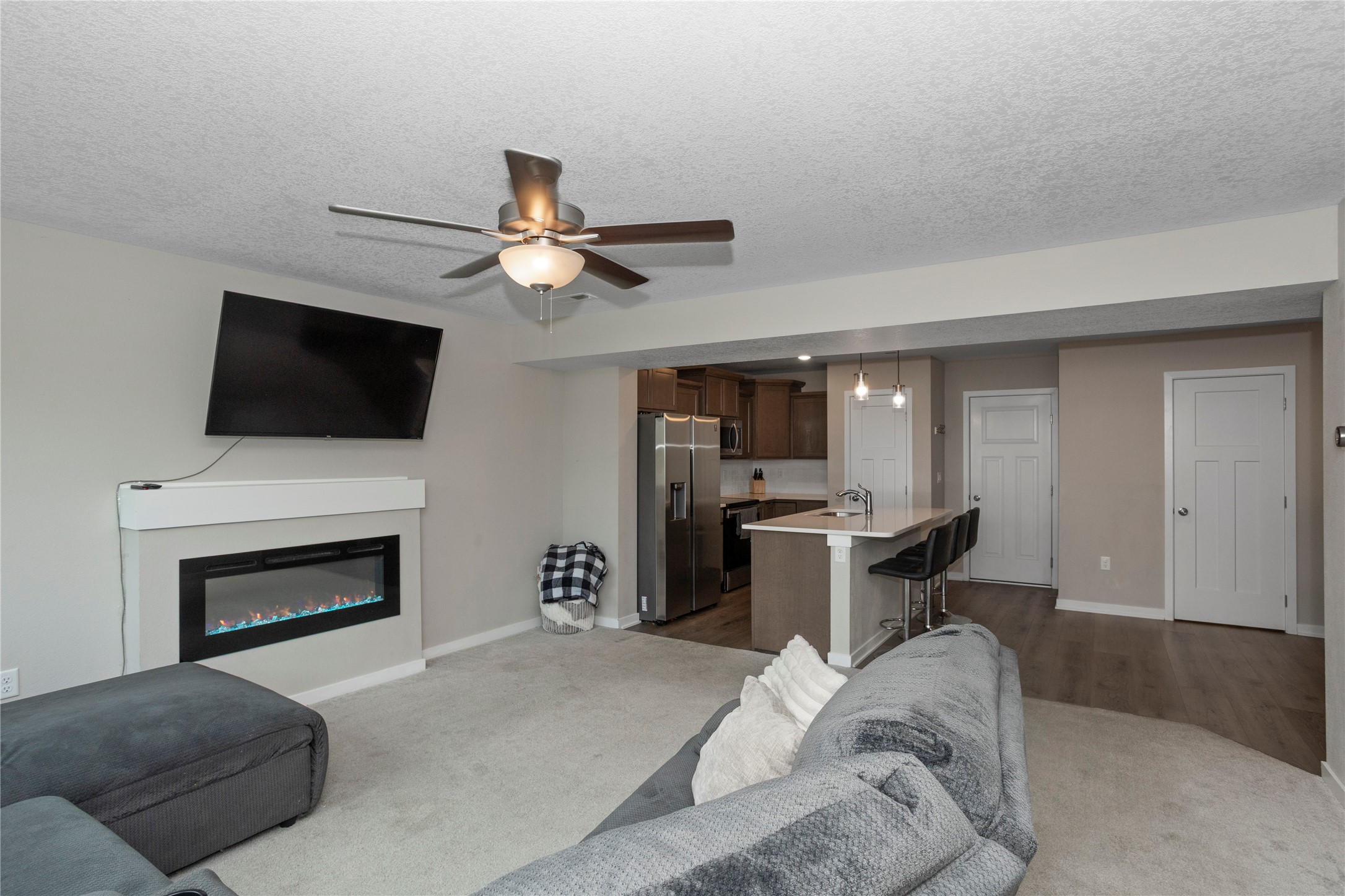 2757 SE Osier Avenue