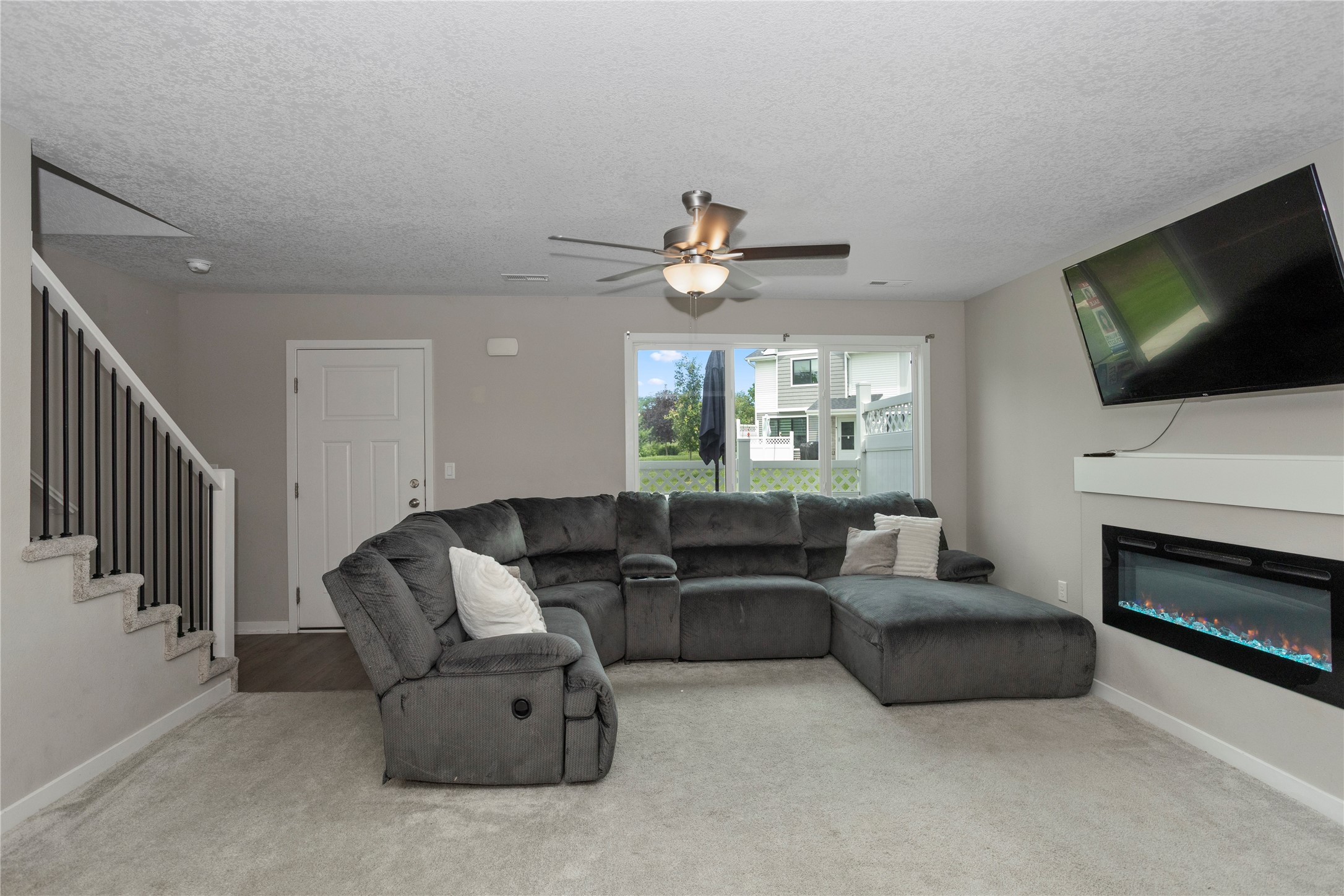 2757 SE Osier Avenue