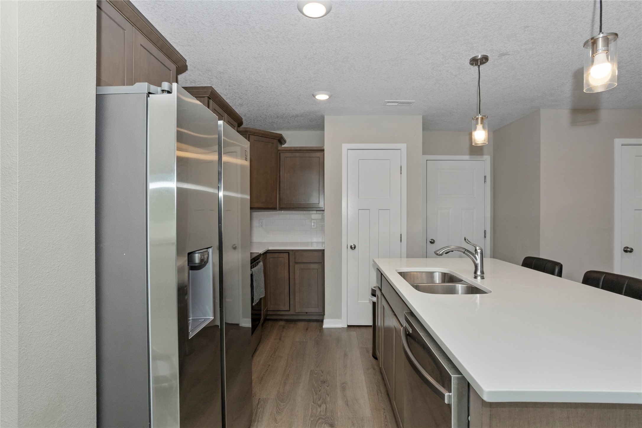 2757 SE Osier Avenue