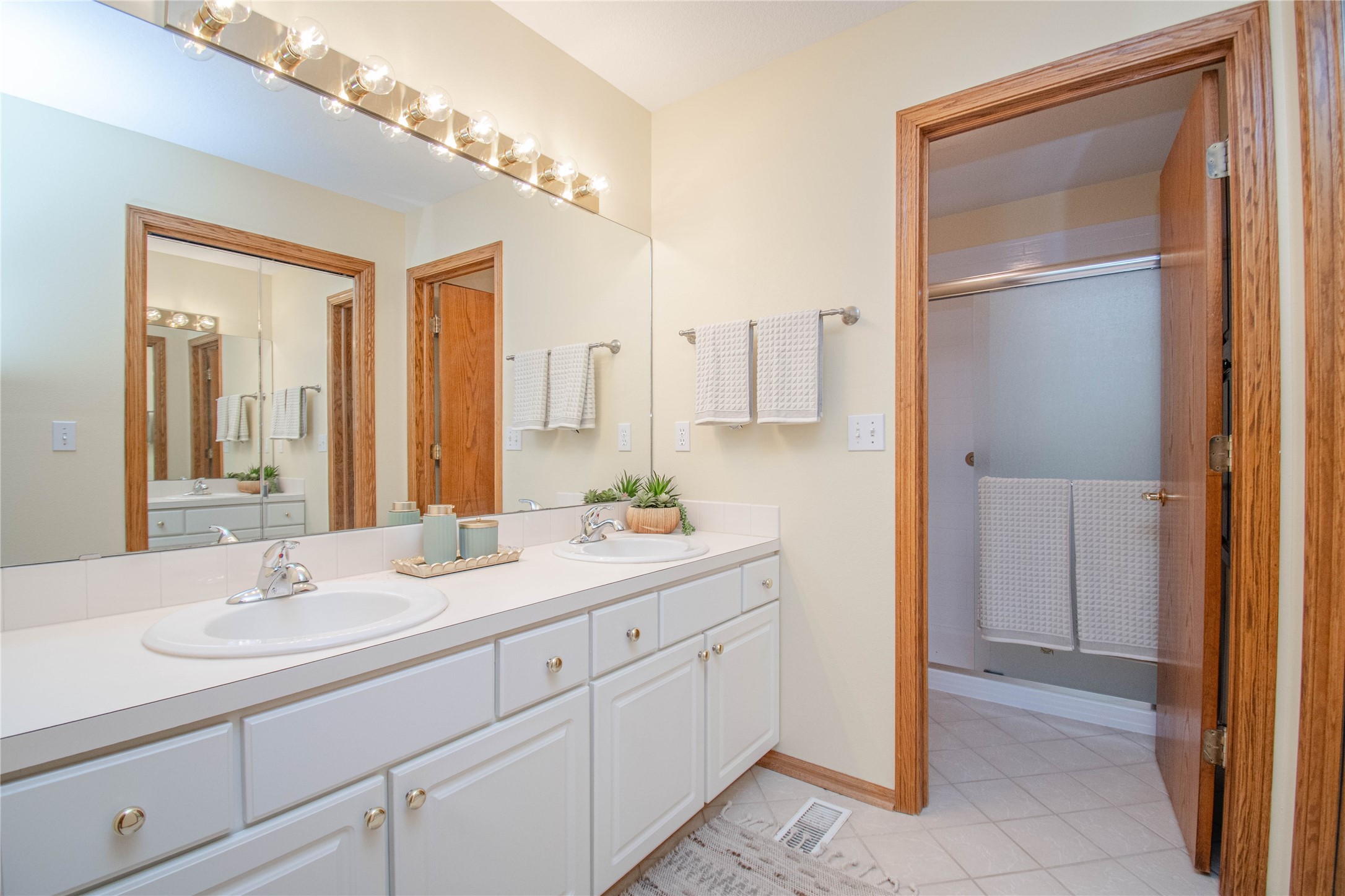 5925 EP True Parkway 36