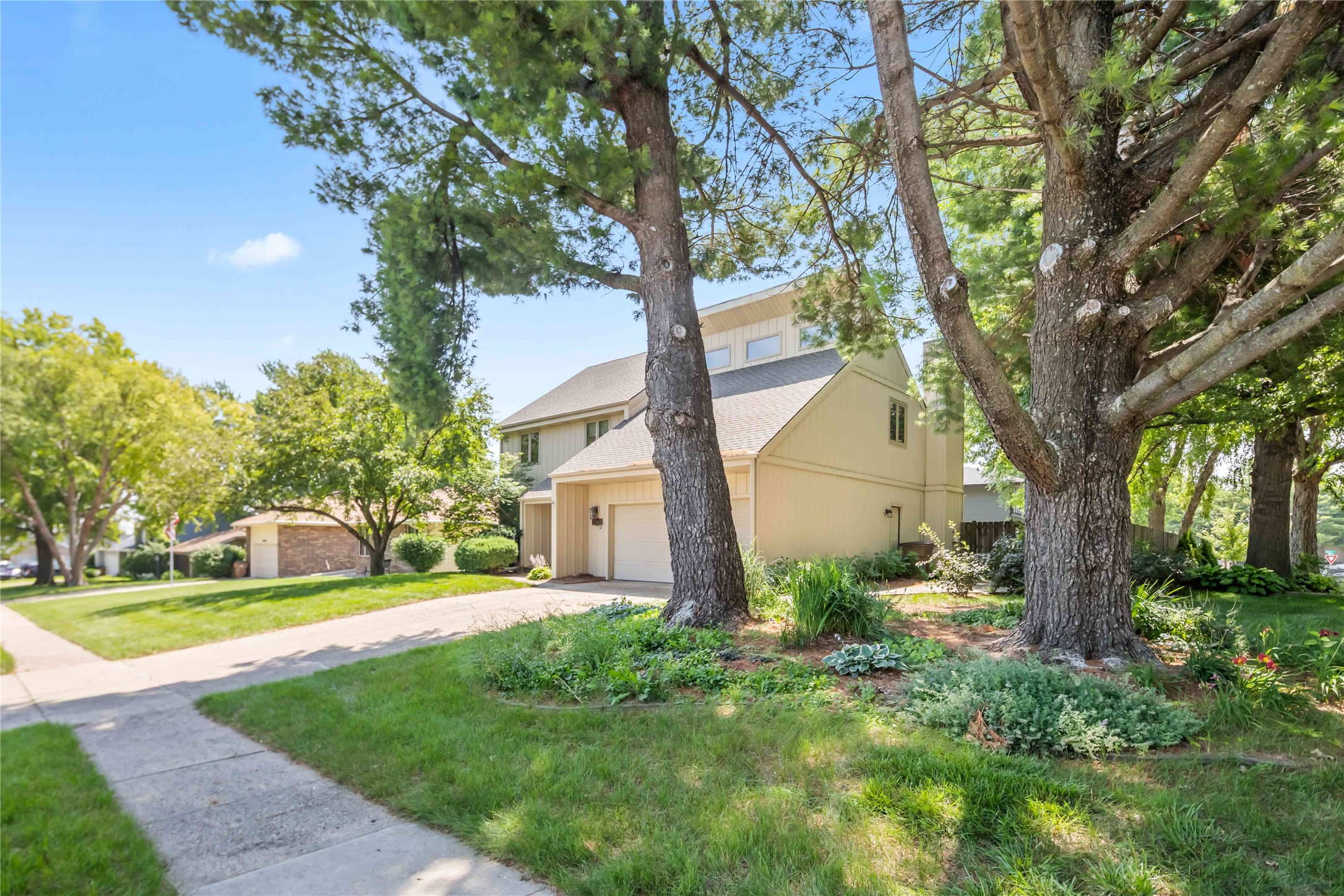 10094 NW 100th Place