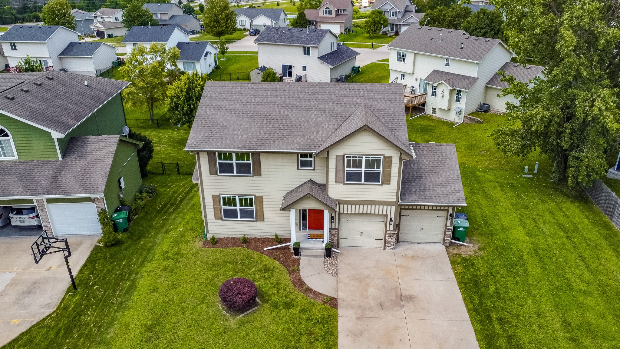 2010 SE Clover Ridge Drive