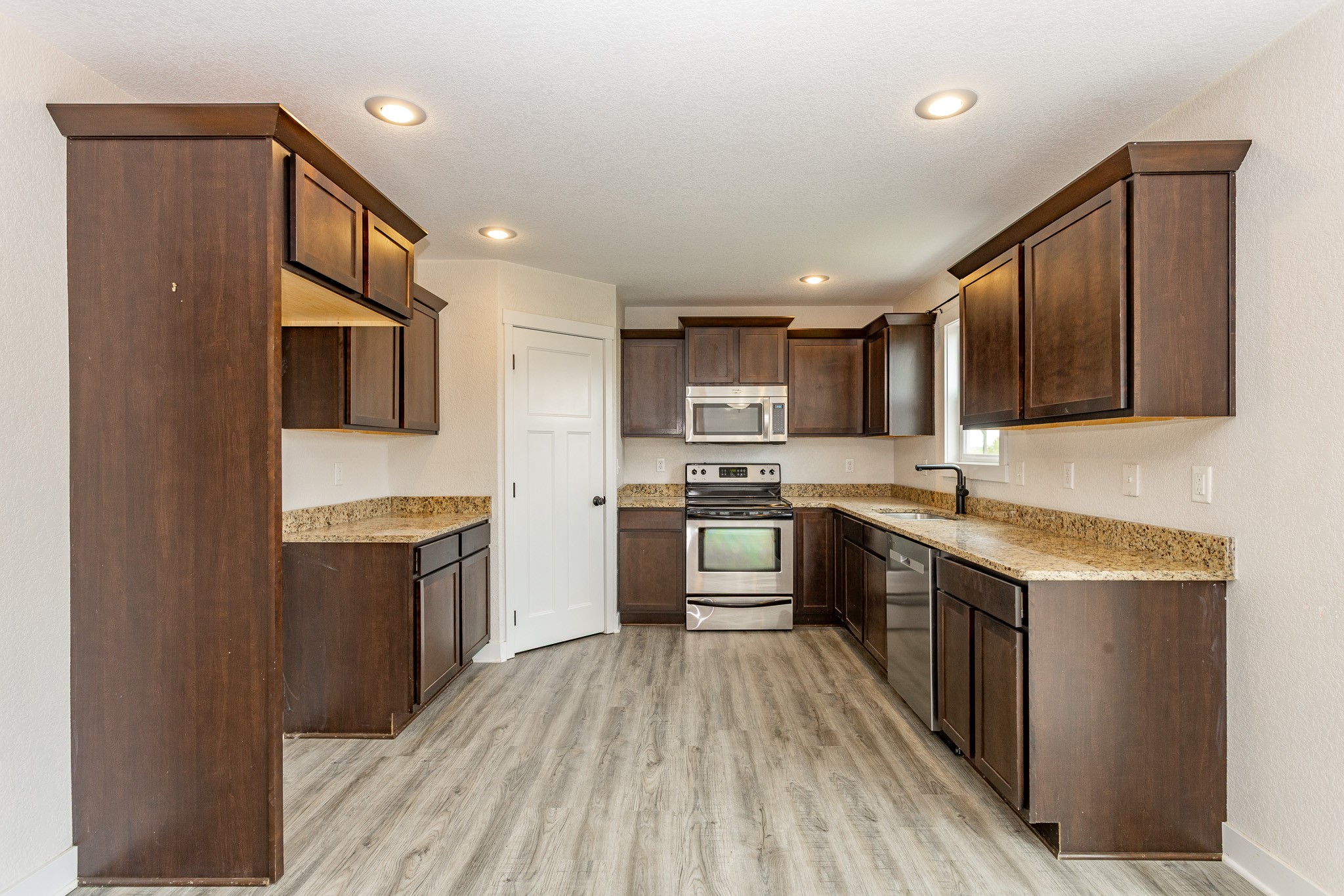 2010 SE Clover Ridge Drive