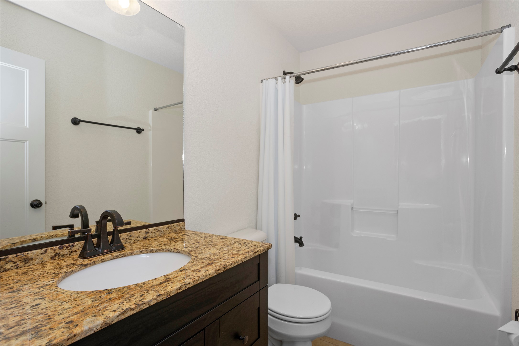 2010 SE Clover Ridge Drive