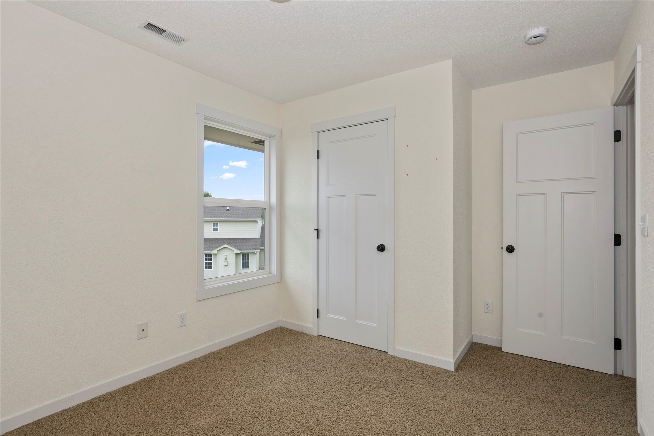 2010 SE Clover Ridge Drive