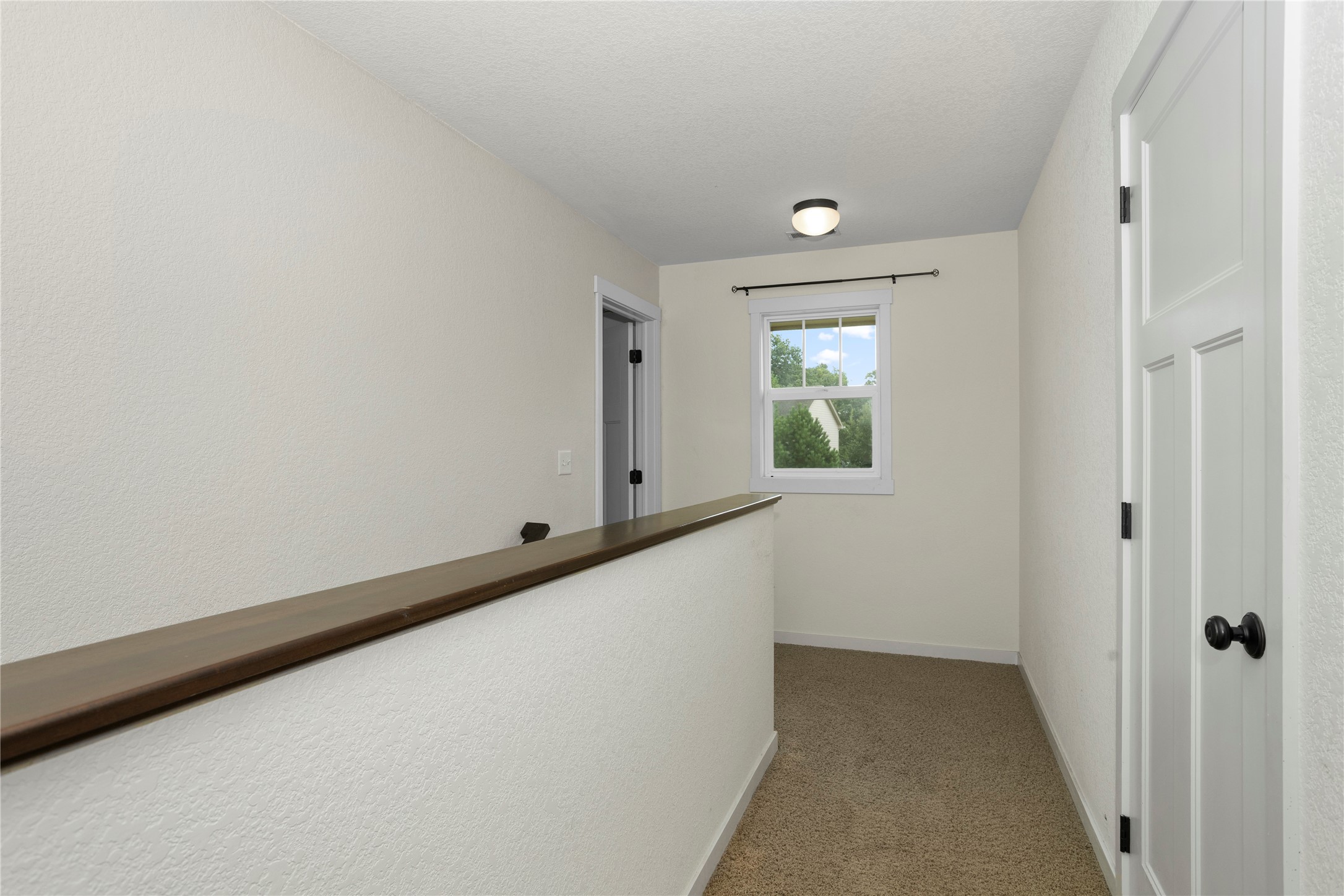 2010 SE Clover Ridge Drive