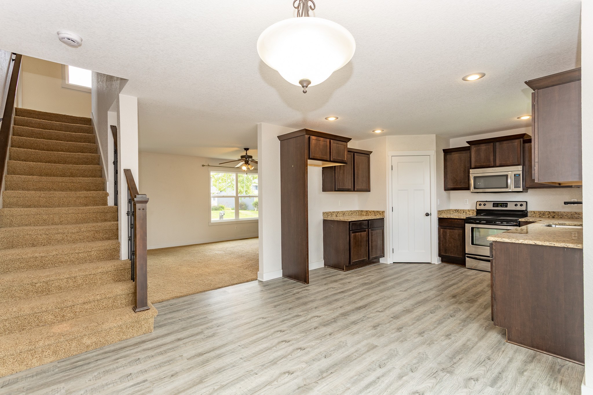 2010 SE Clover Ridge Drive