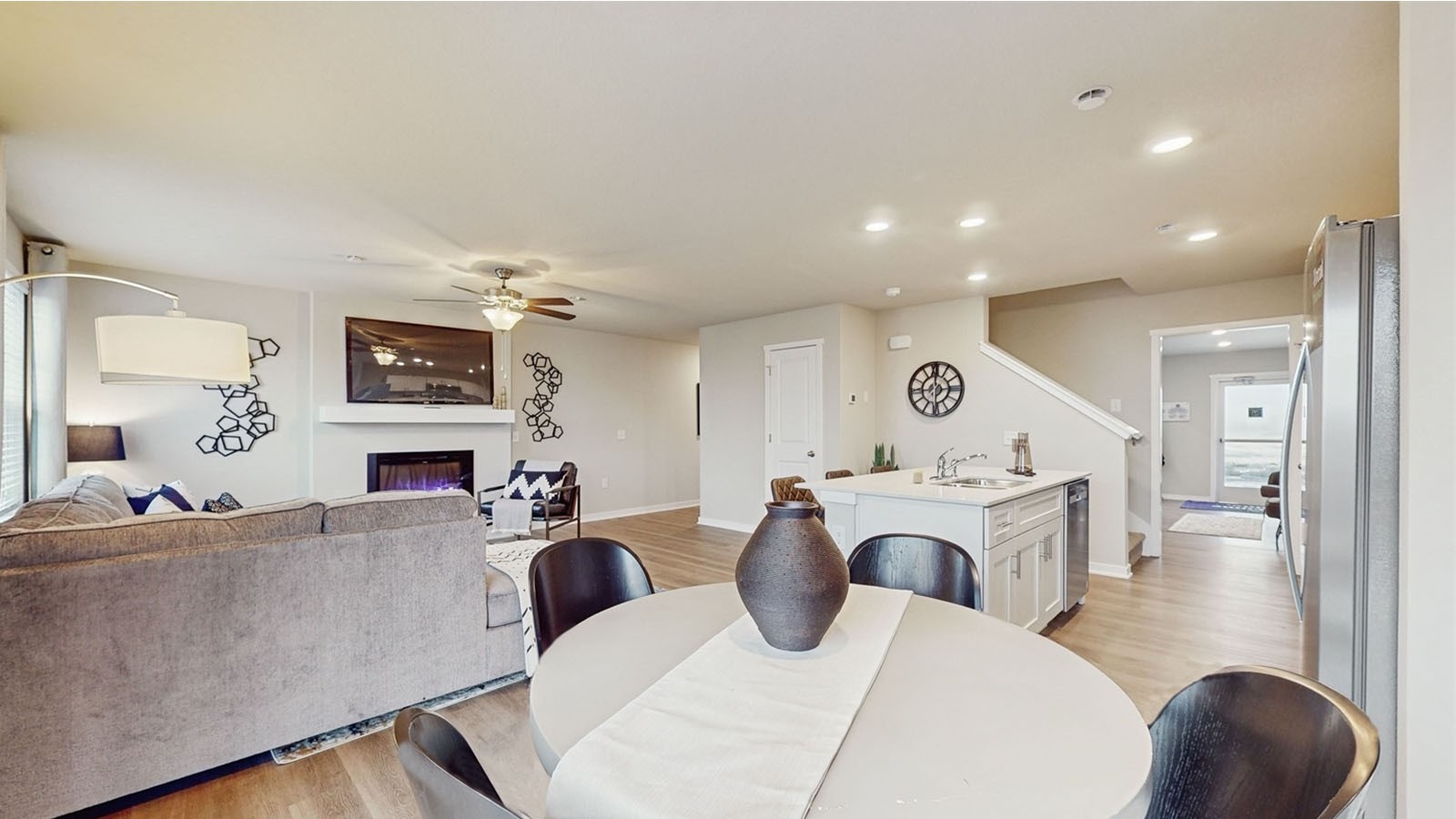 1035 Daisy Lane