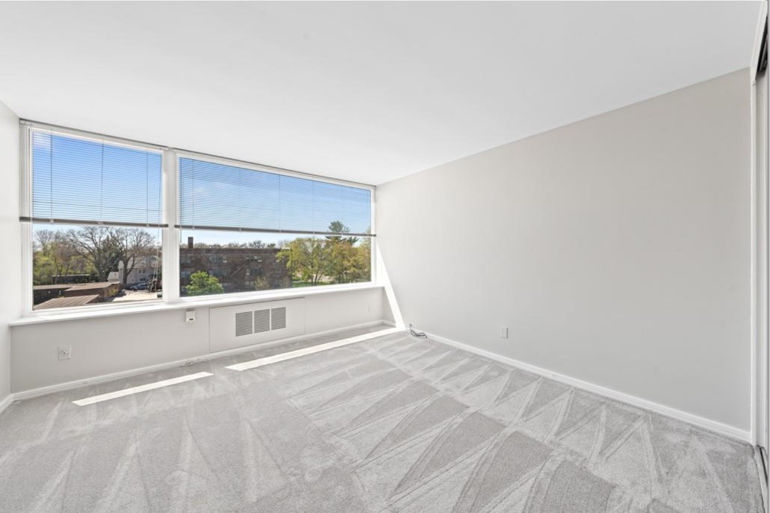 3660 Grand Avenue 520