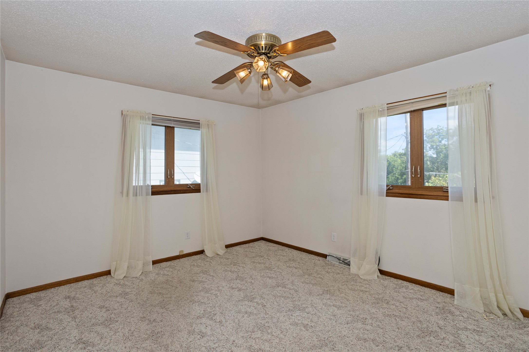 424 N 11th Street Place