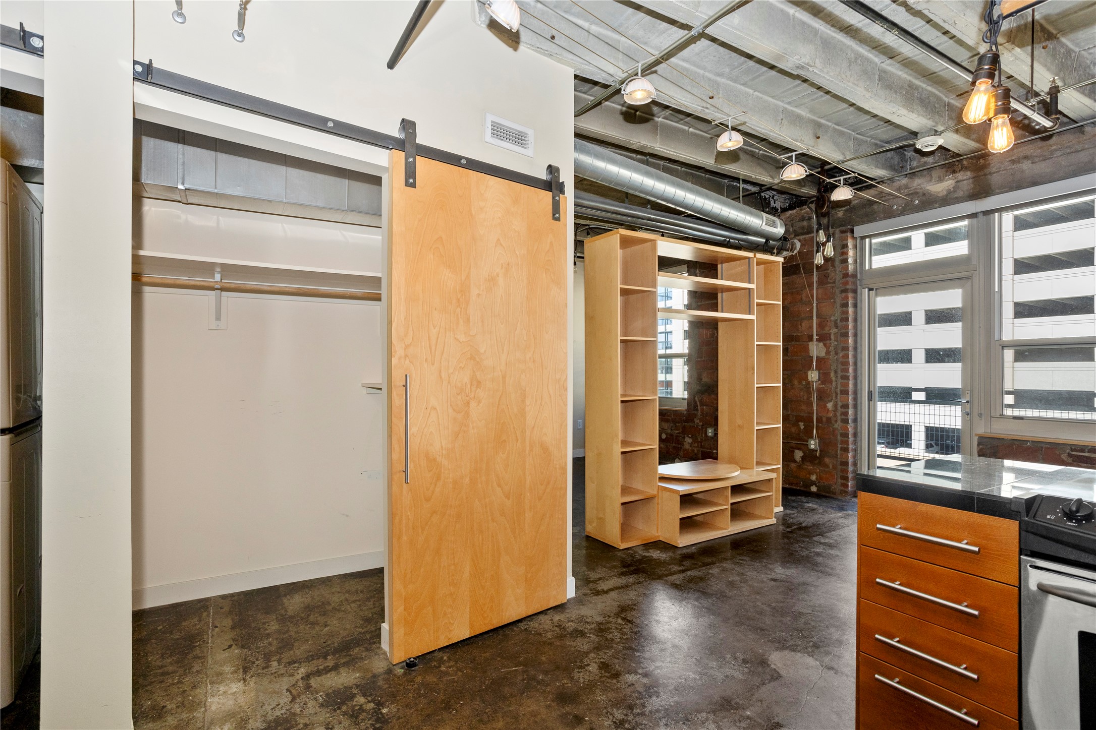 112 11th Street 506