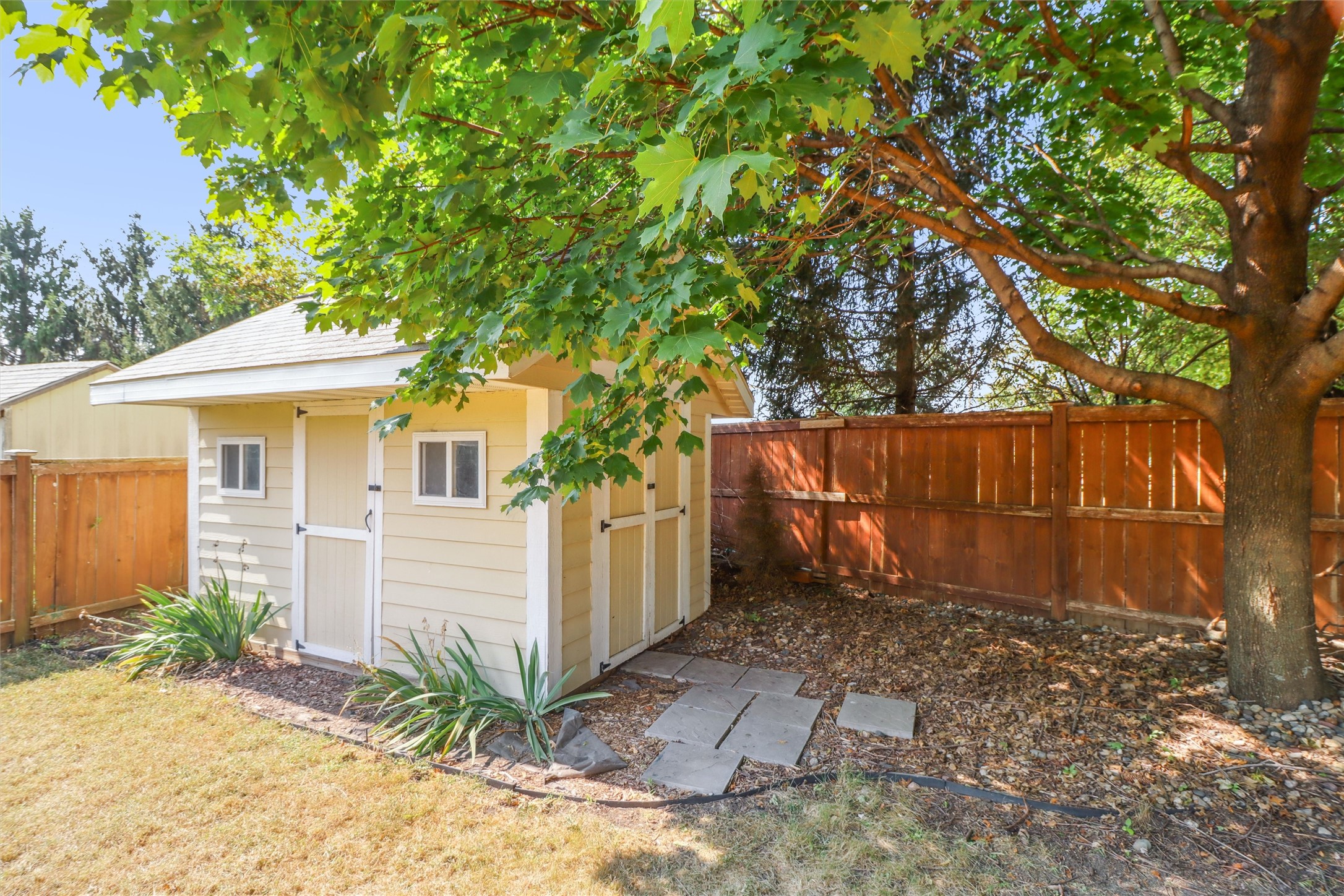 1594 Nine Iron Drive