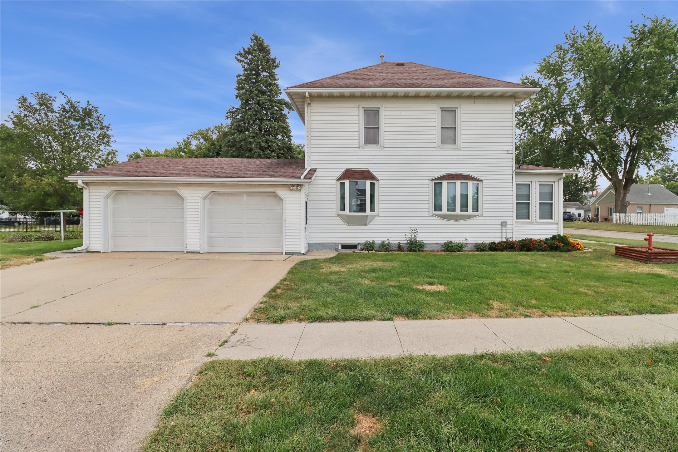 400 E Ashland Avenue