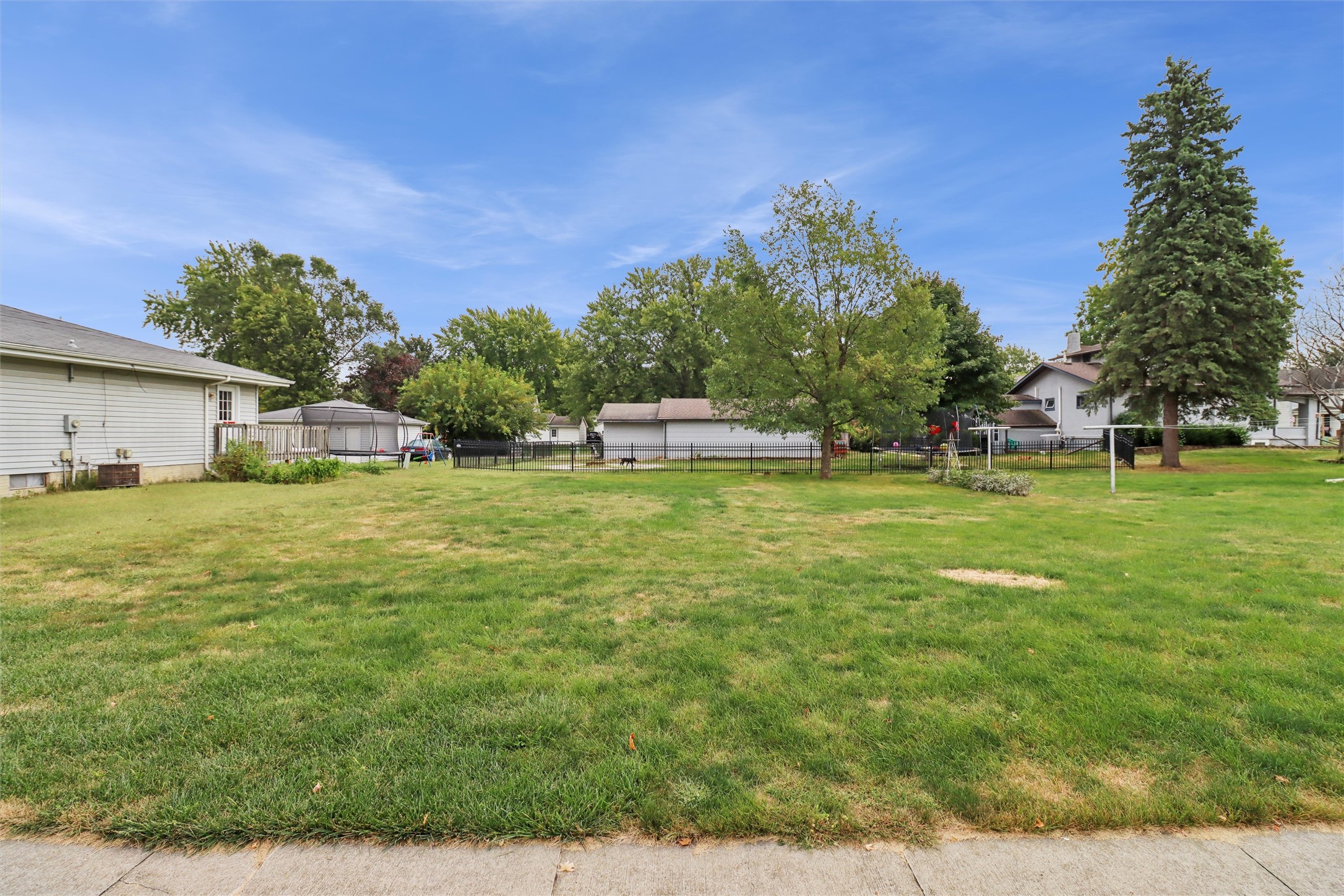 400 E Ashland Avenue