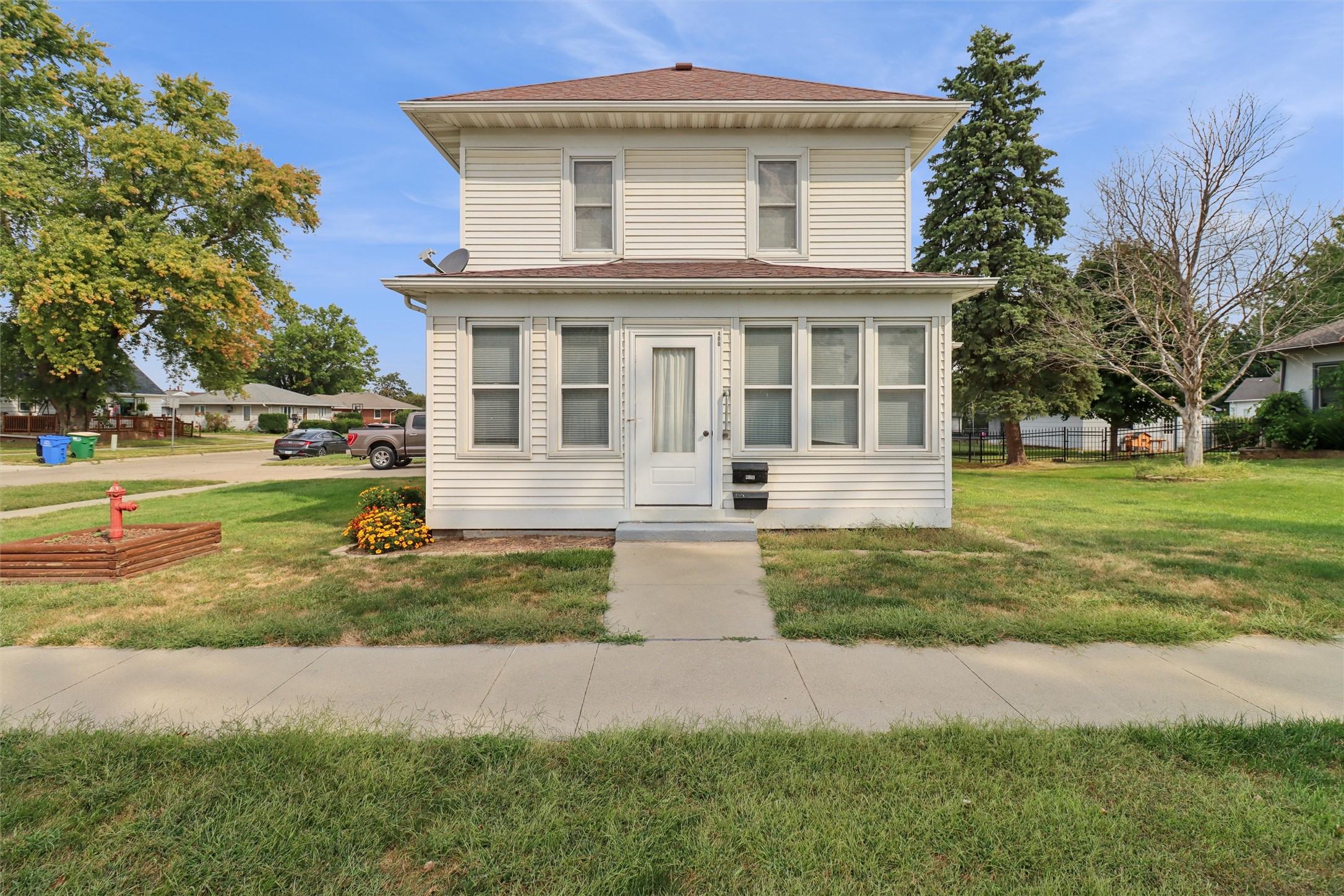 400 E Ashland Avenue