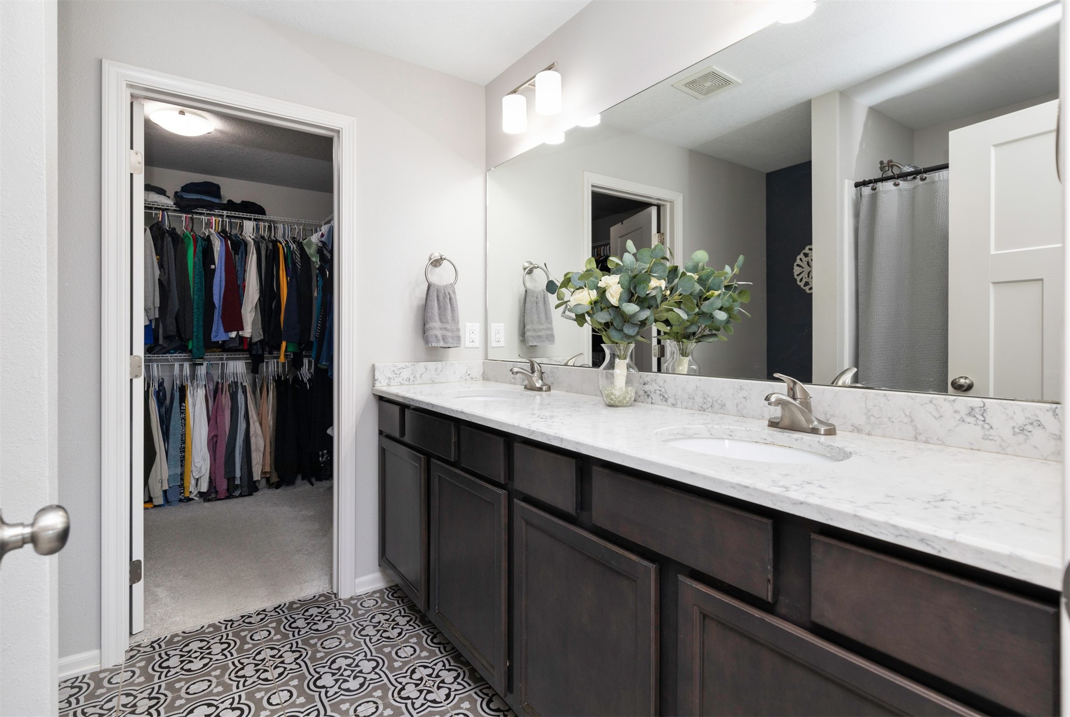 2420 SE Maxwell Drive