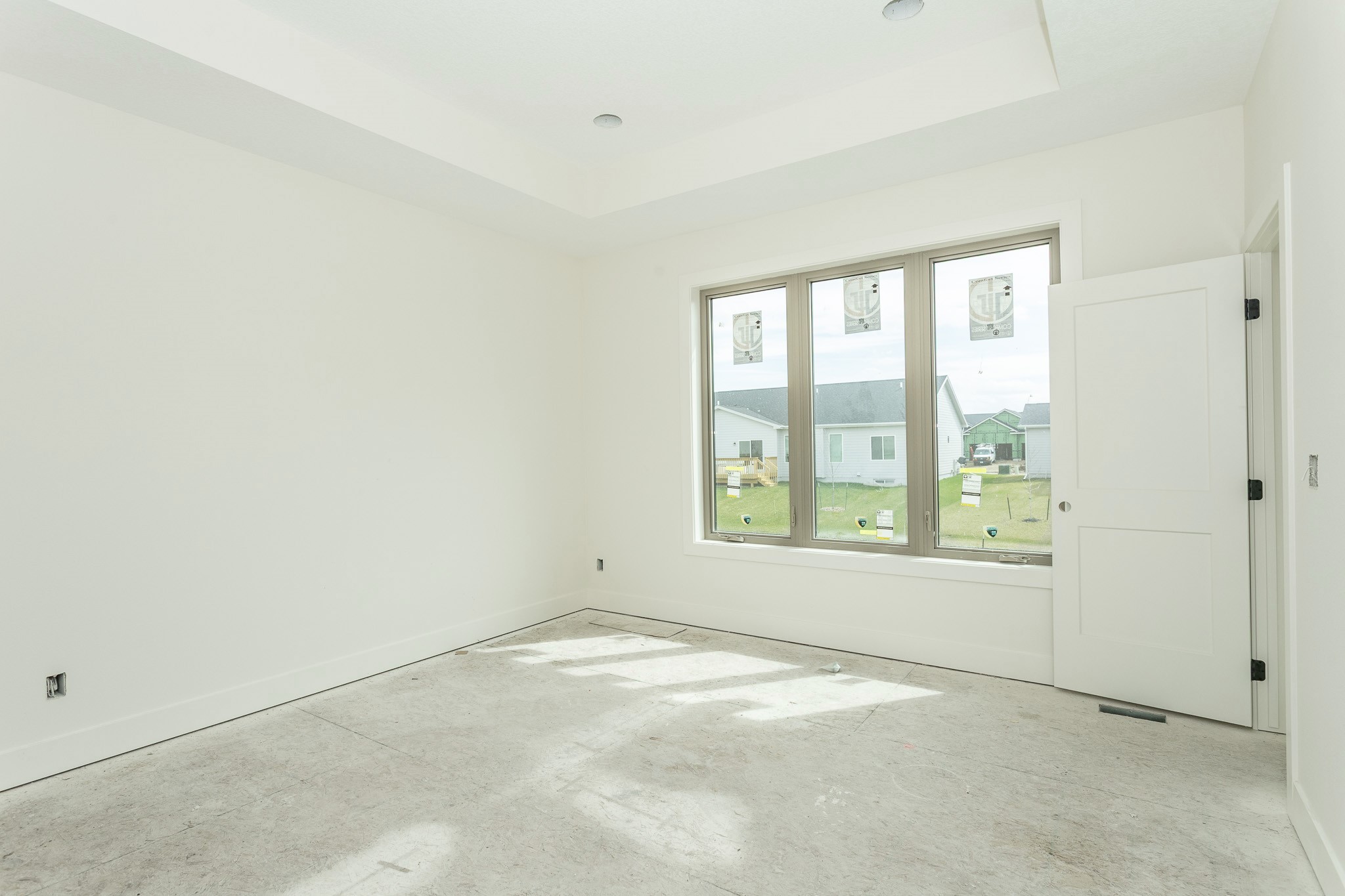 130 NW Crabtree Lane