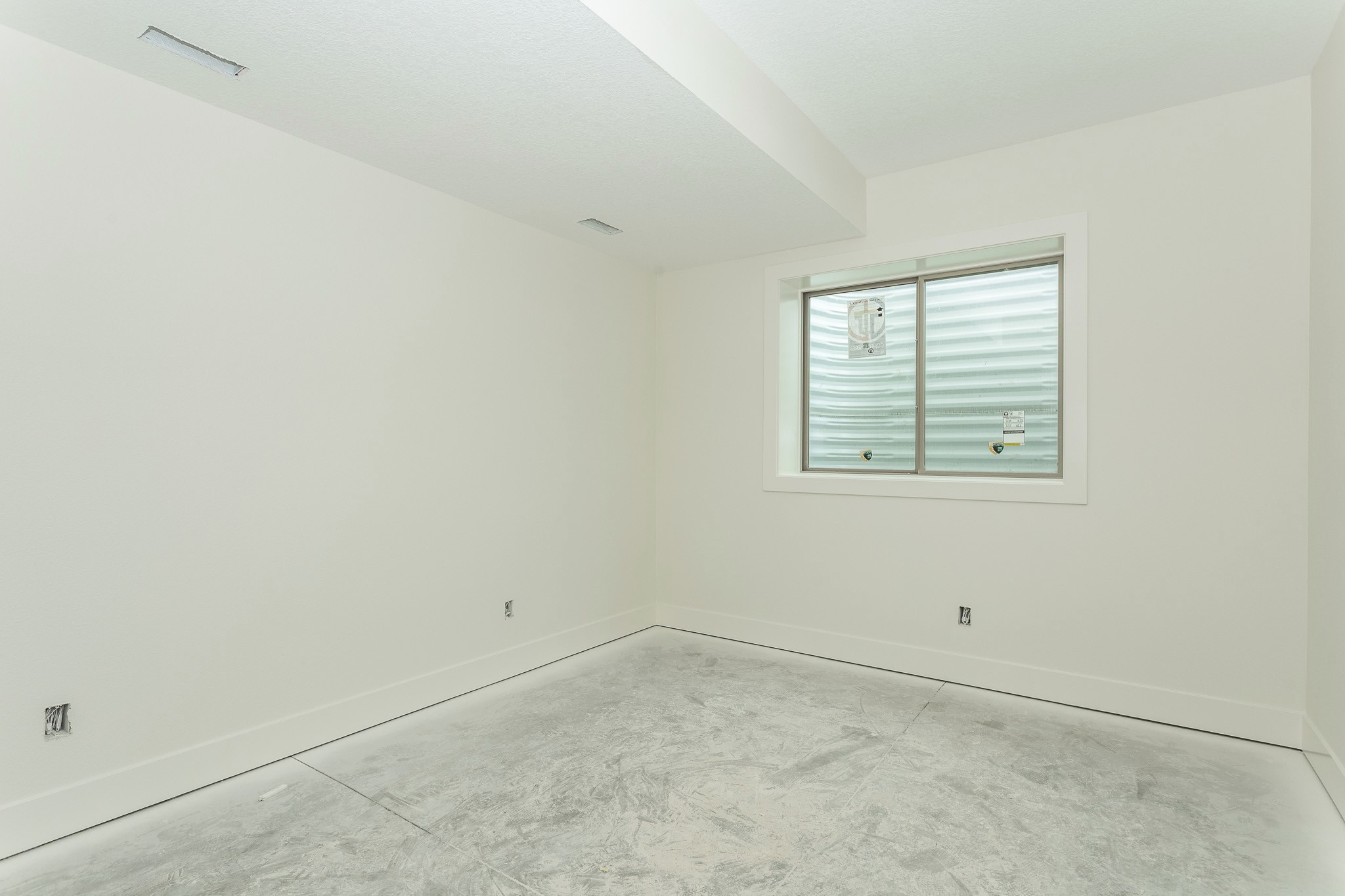 130 NW Crabtree Lane