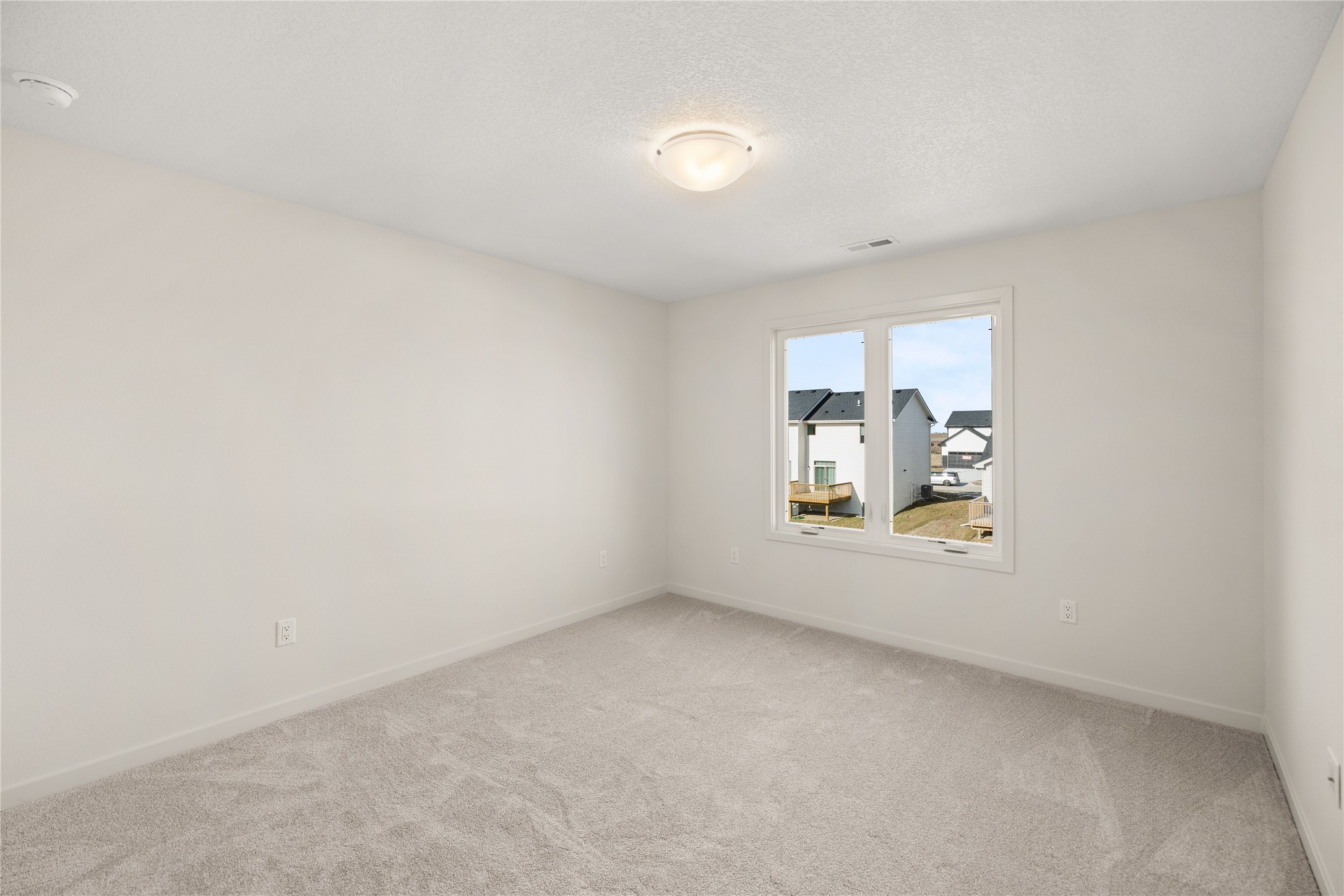 295 NW Red Oak Drive