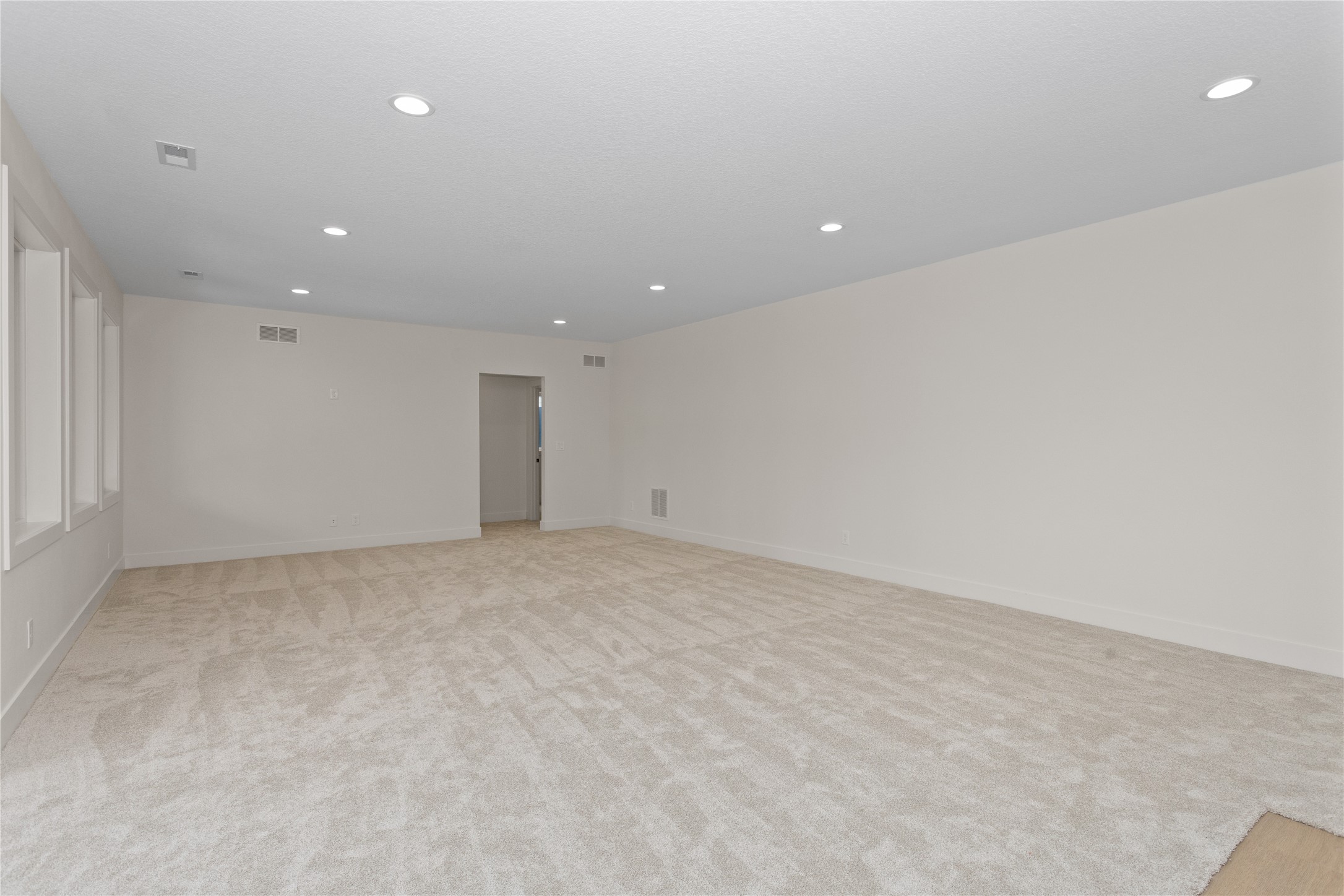 1390 NW Red Oak Drive