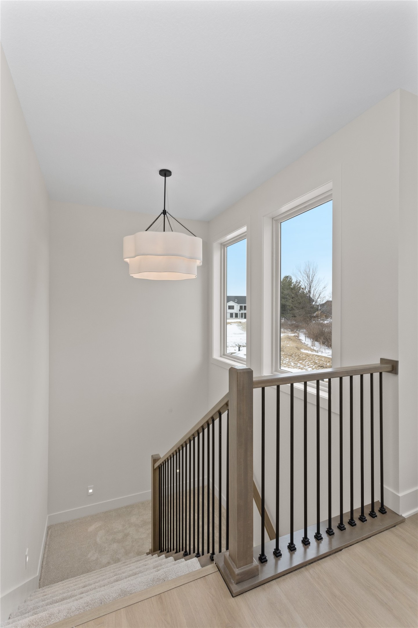 1390 NW Red Oak Drive