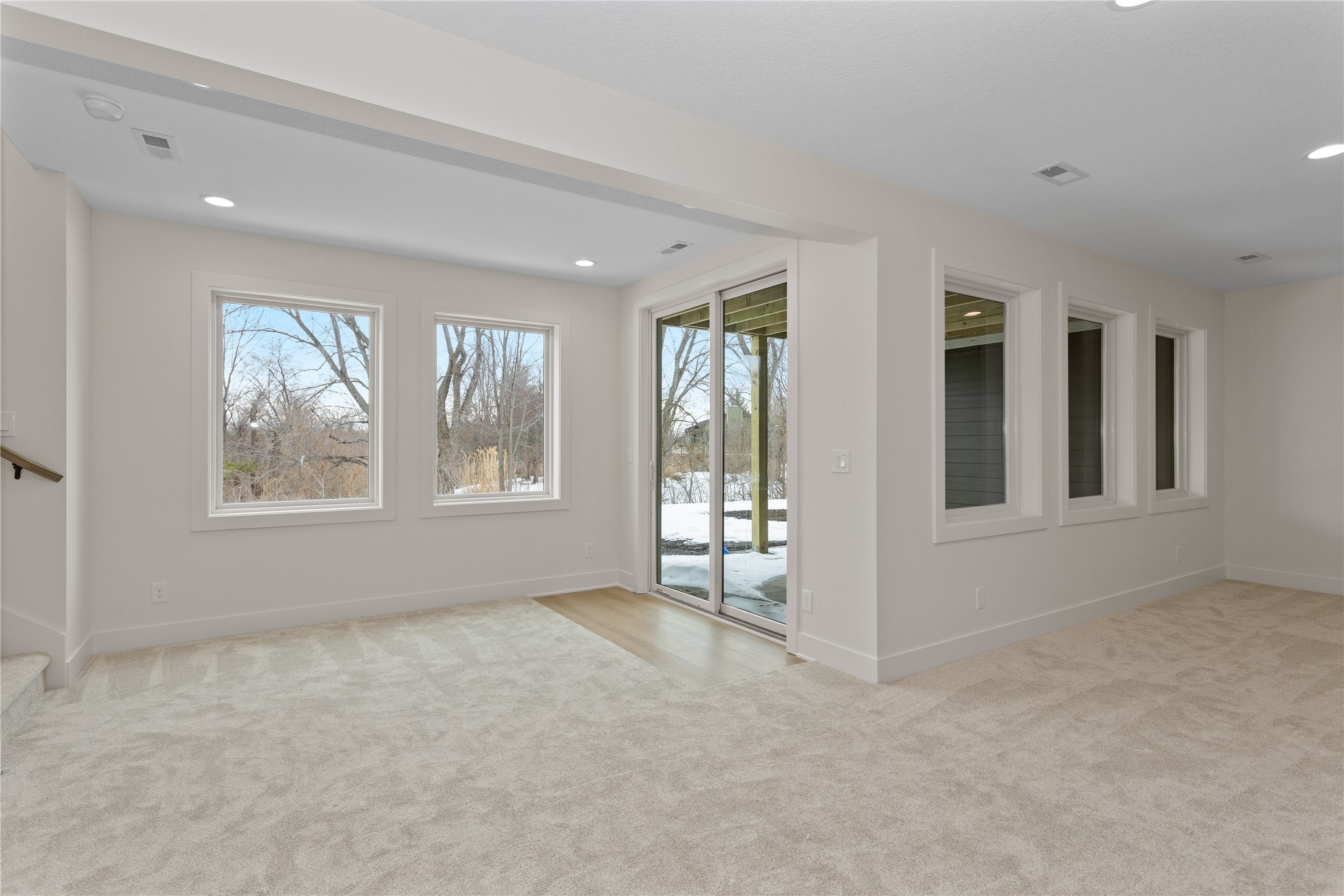 1390 NW Red Oak Drive