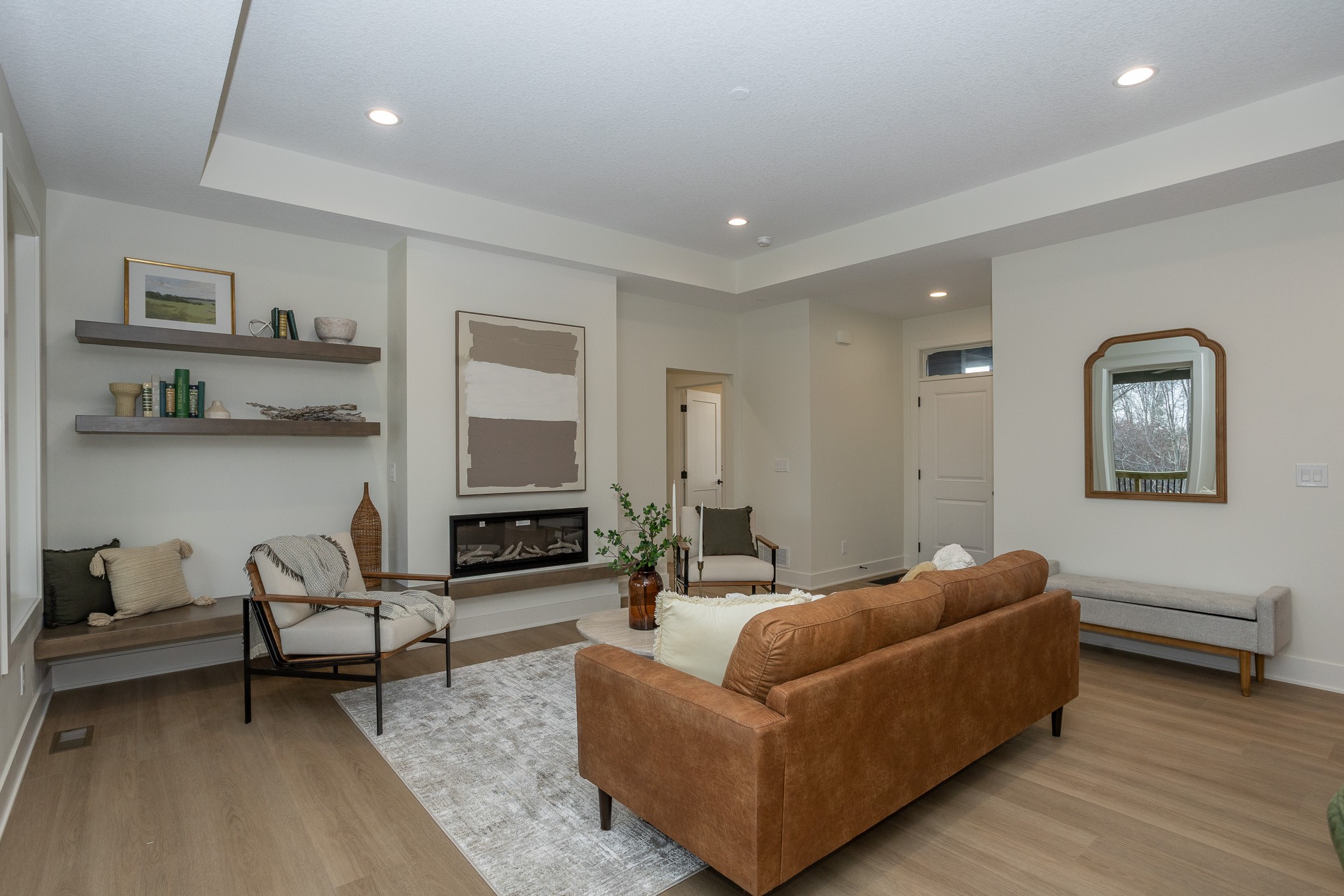 1390 NW Red Oak Drive