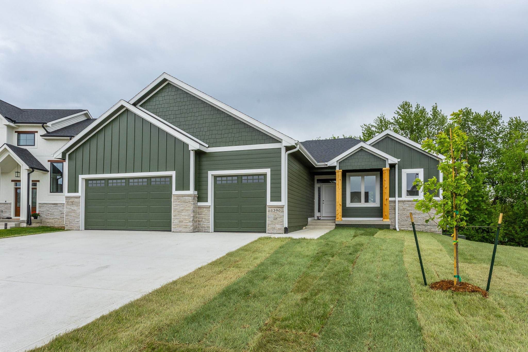 1390 NW Red Oak Drive