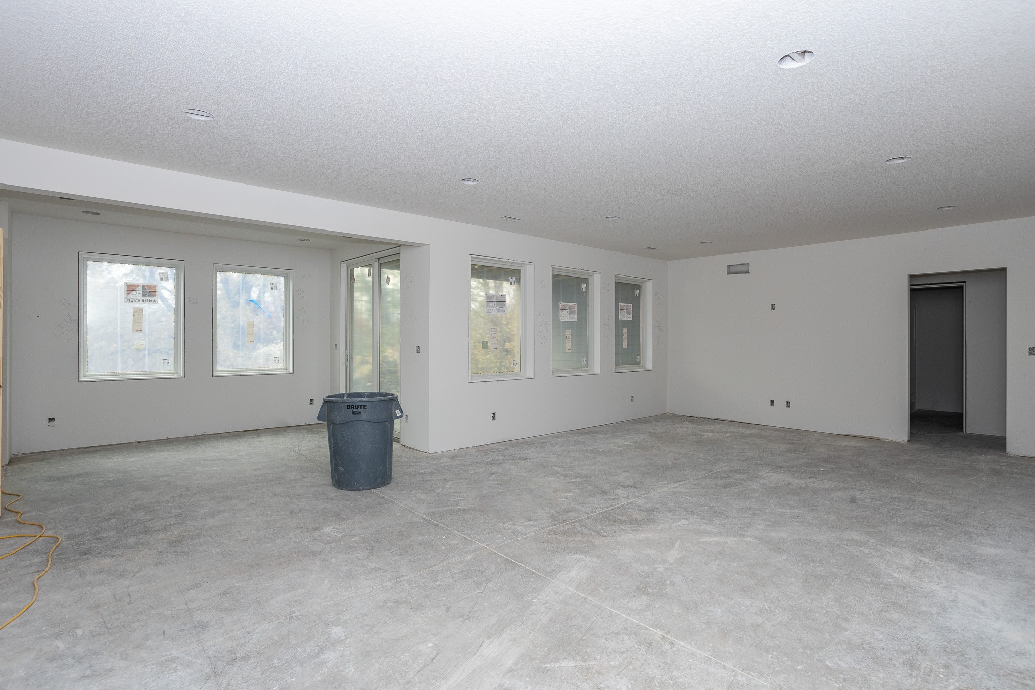 1390 NW Red Oak Drive