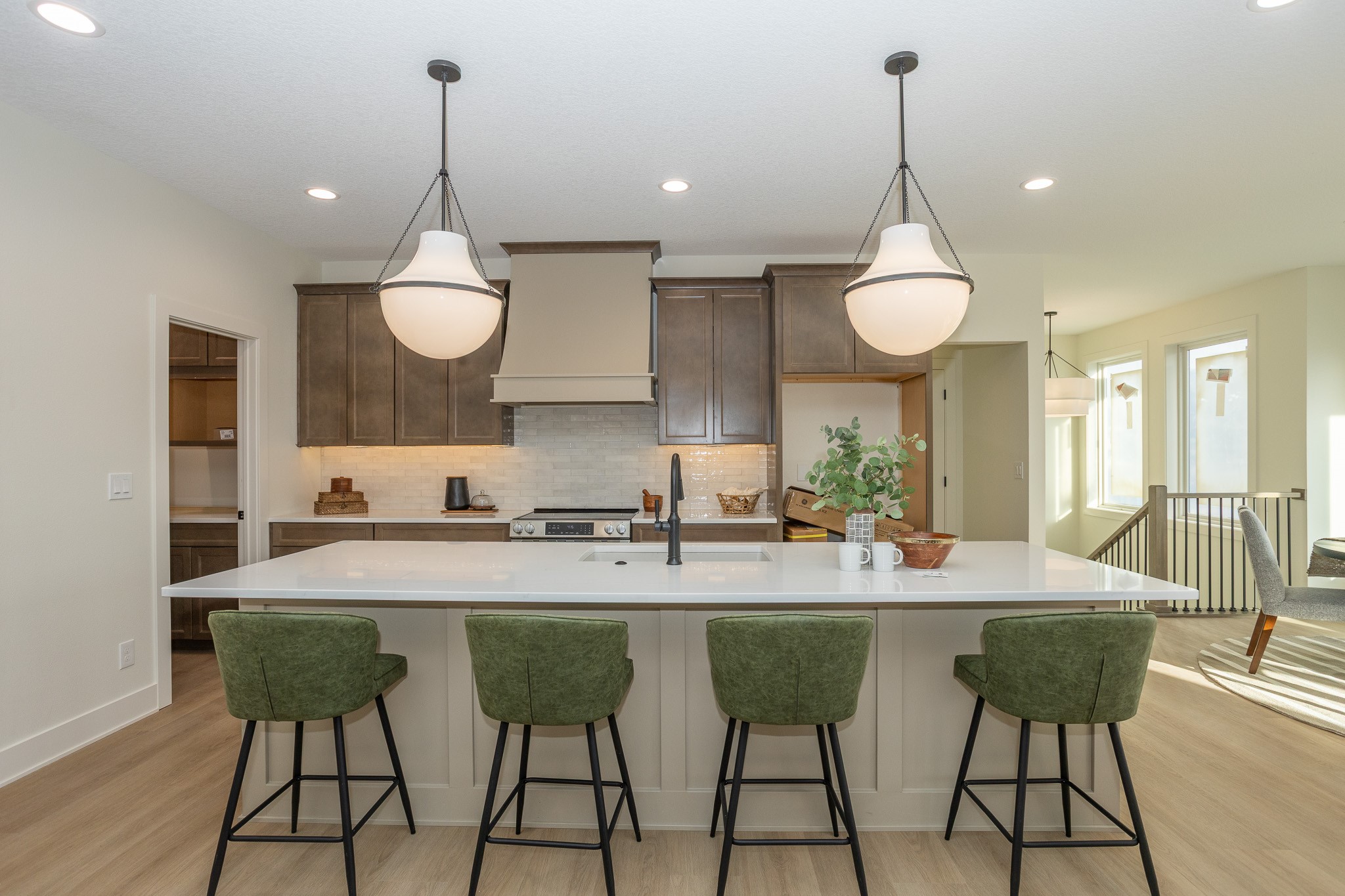 1390 NW Red Oak Drive