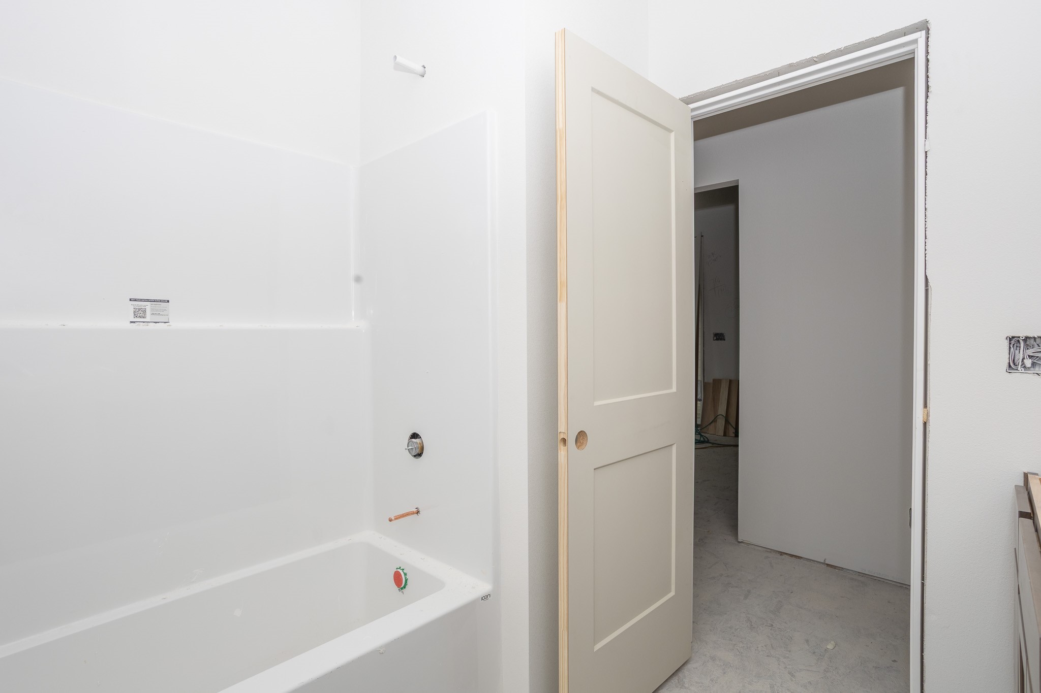 1390 NW Red Oak Drive