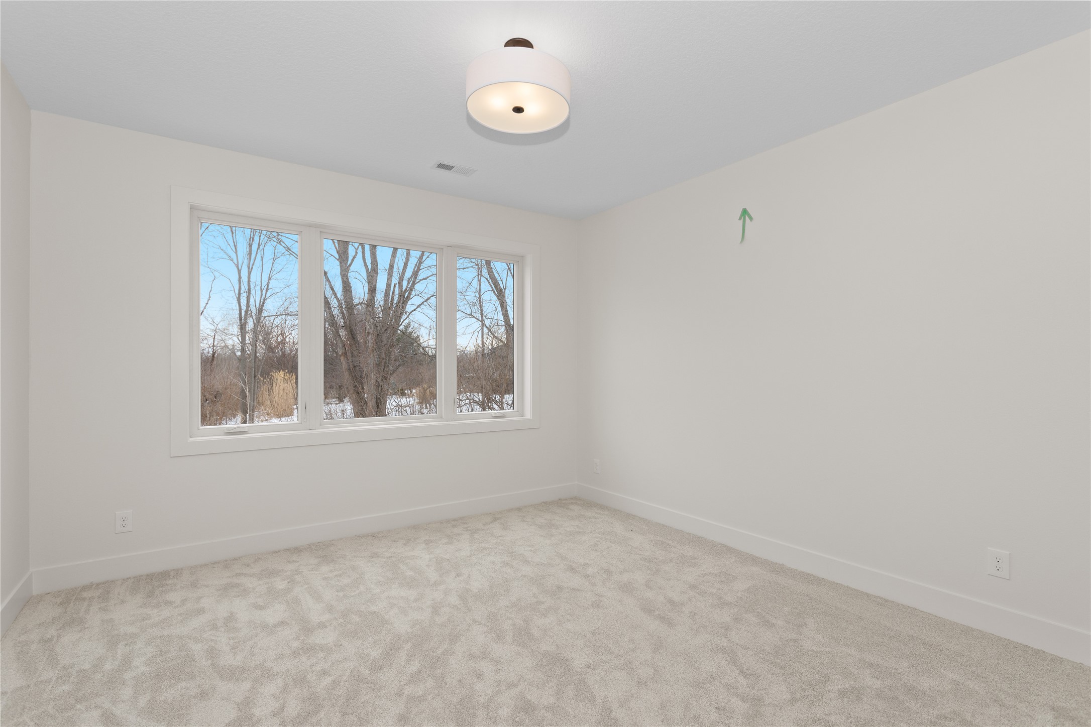 1390 NW Red Oak Drive