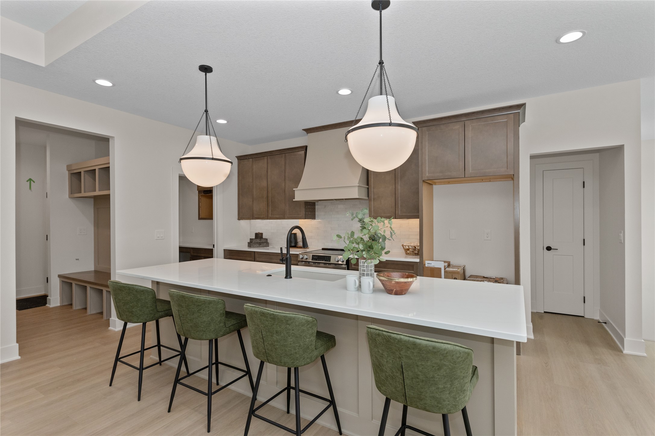 1390 NW Red Oak Drive