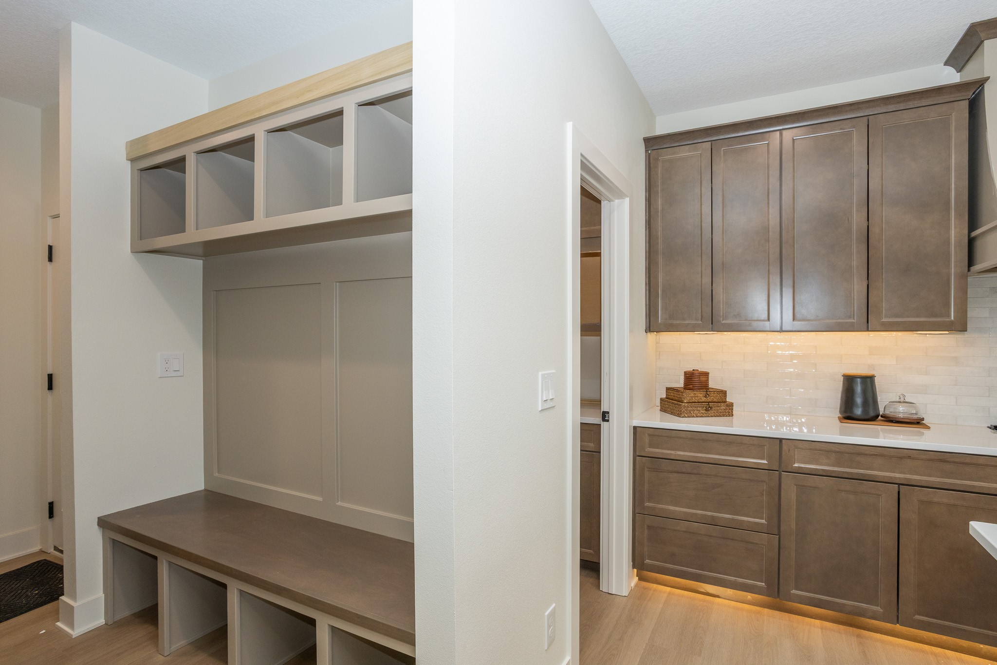 1390 NW Red Oak Drive